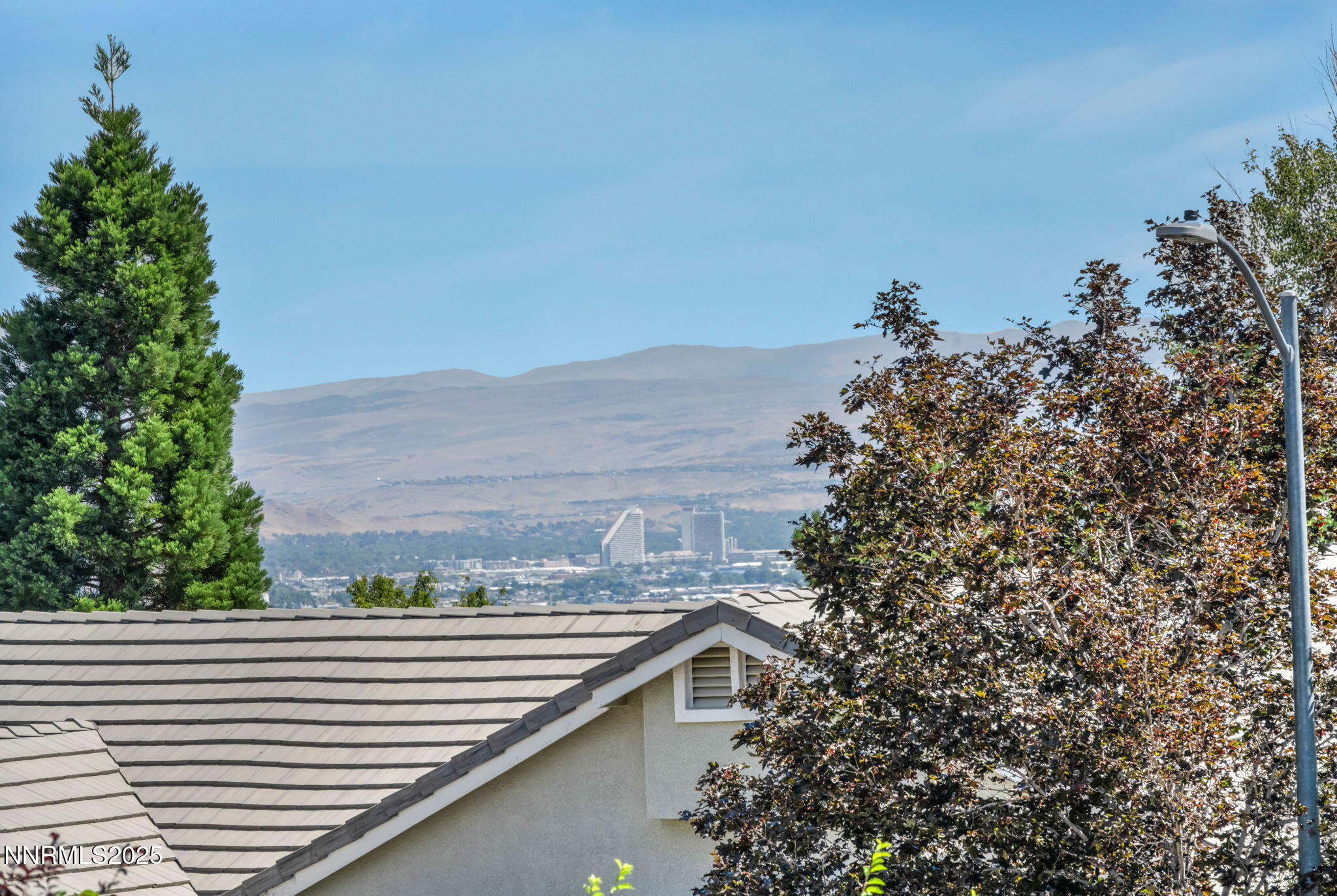 22-web-or-mls-6170-n-deer-meadows-ct