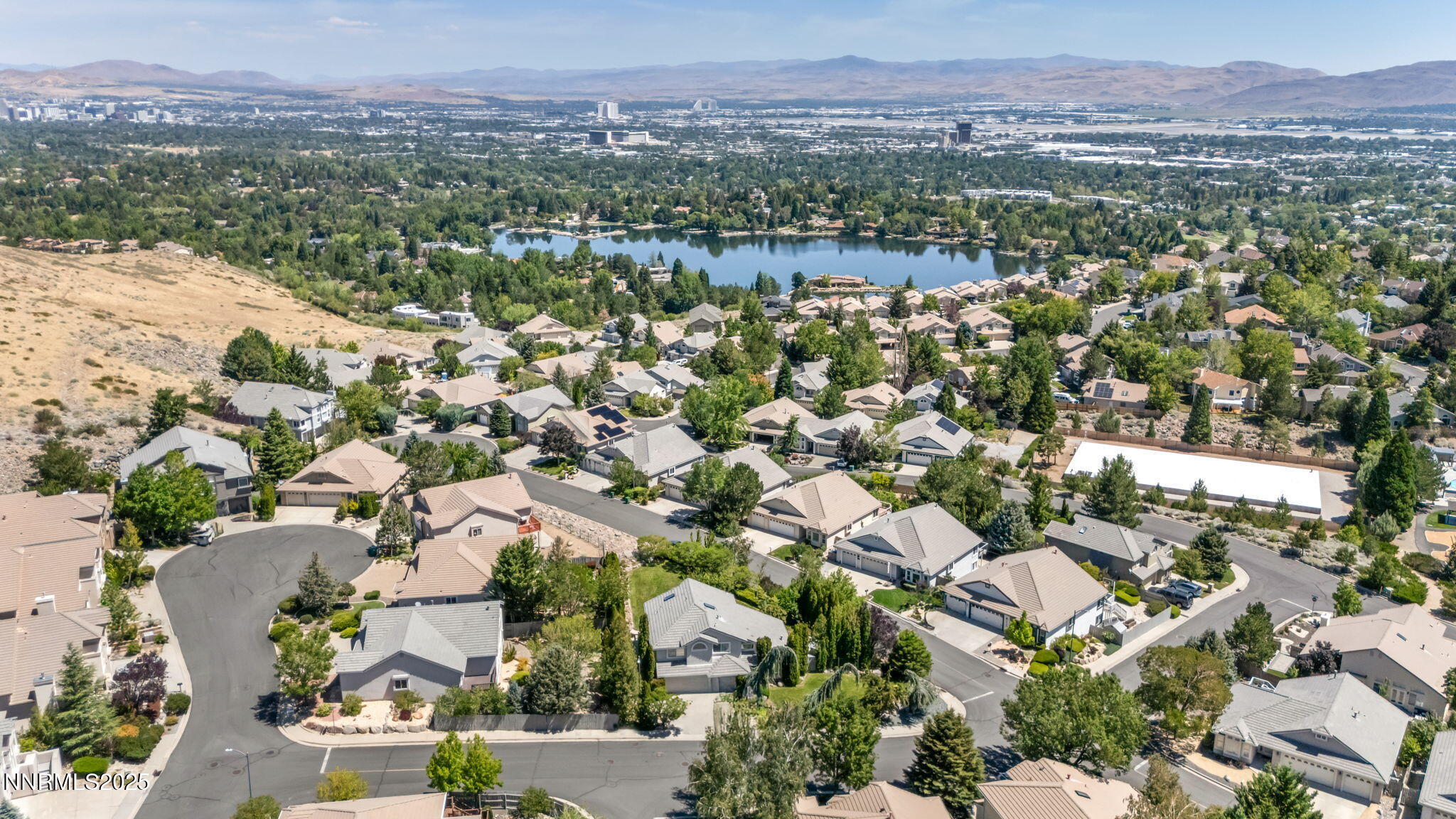 32-web-or-mls-6170-n-deer-meadows-ct