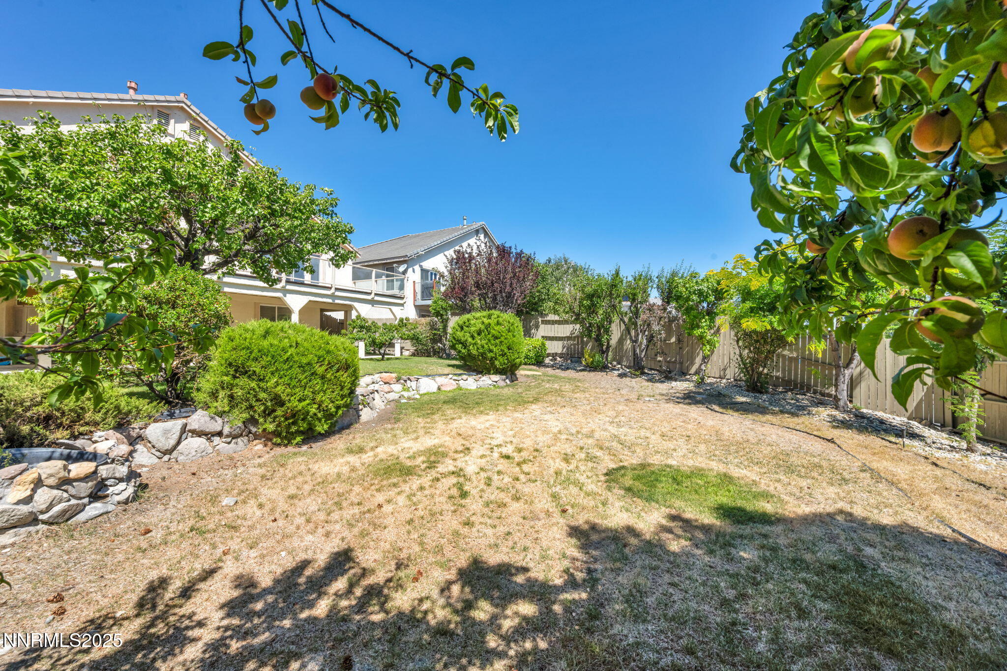 13-web-or-mls-6170-n-deer-meadows-ct