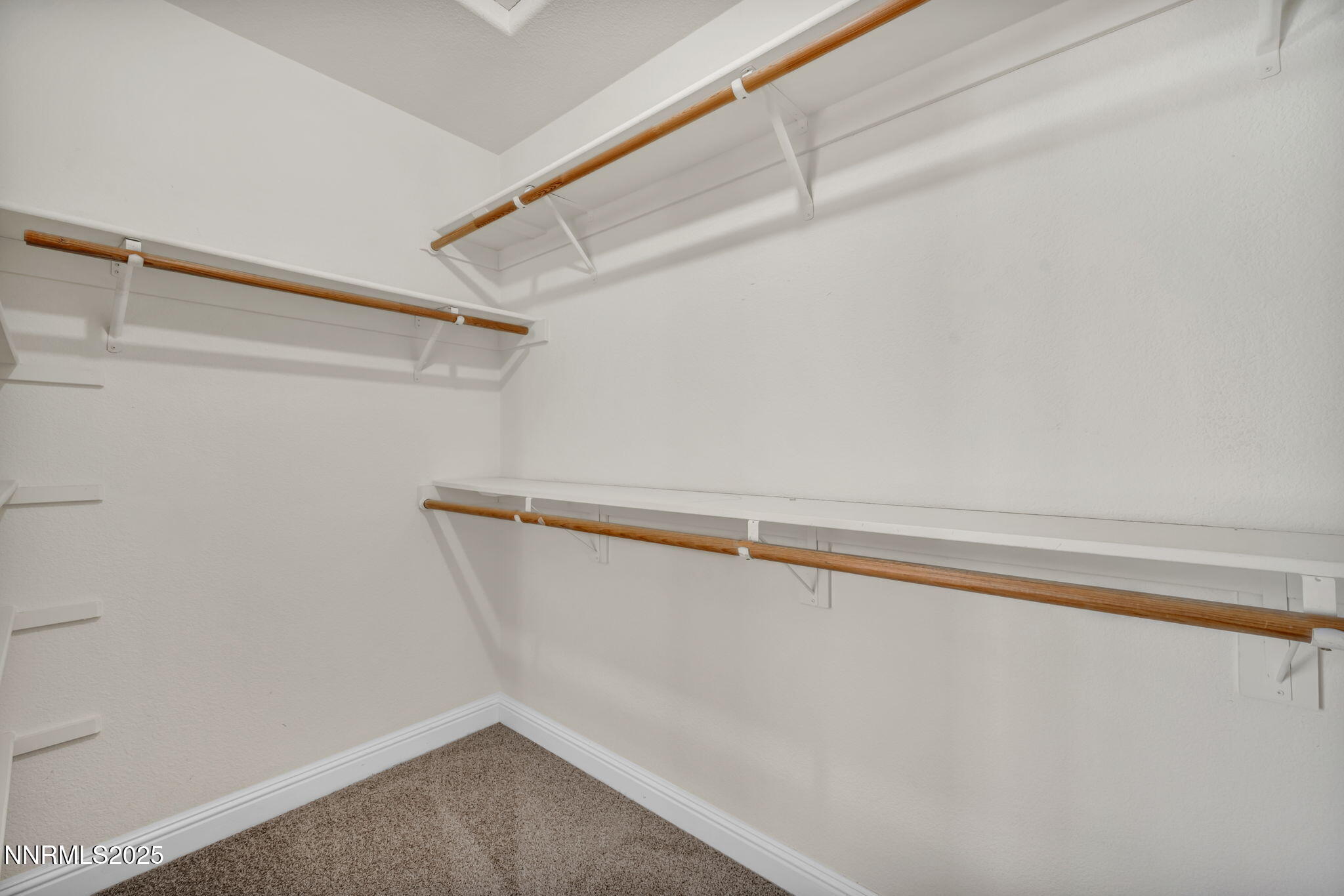 45-web-or-mls-6170-n-deer-meadows-ct