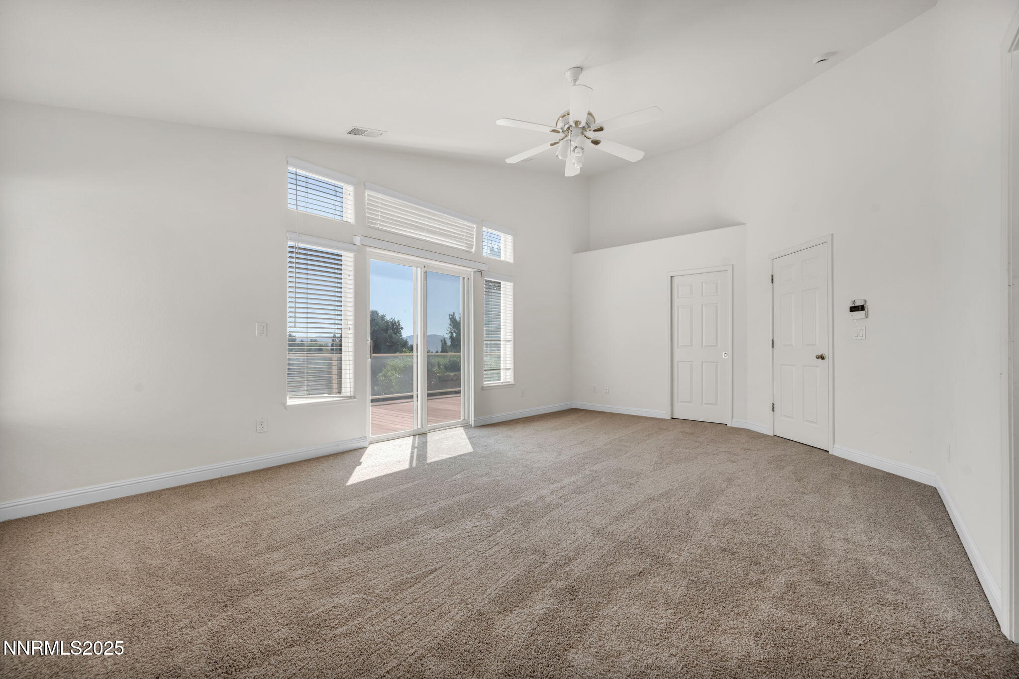 40-web-or-mls-6170-n-deer-meadows-ct