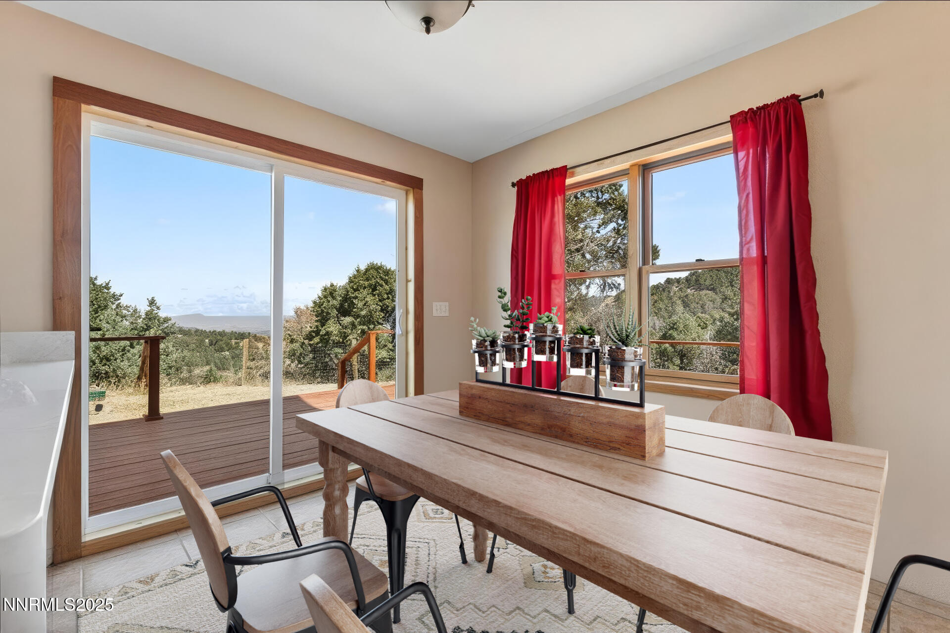 16-21470 Graves Road Reno NV 89521 (15 o