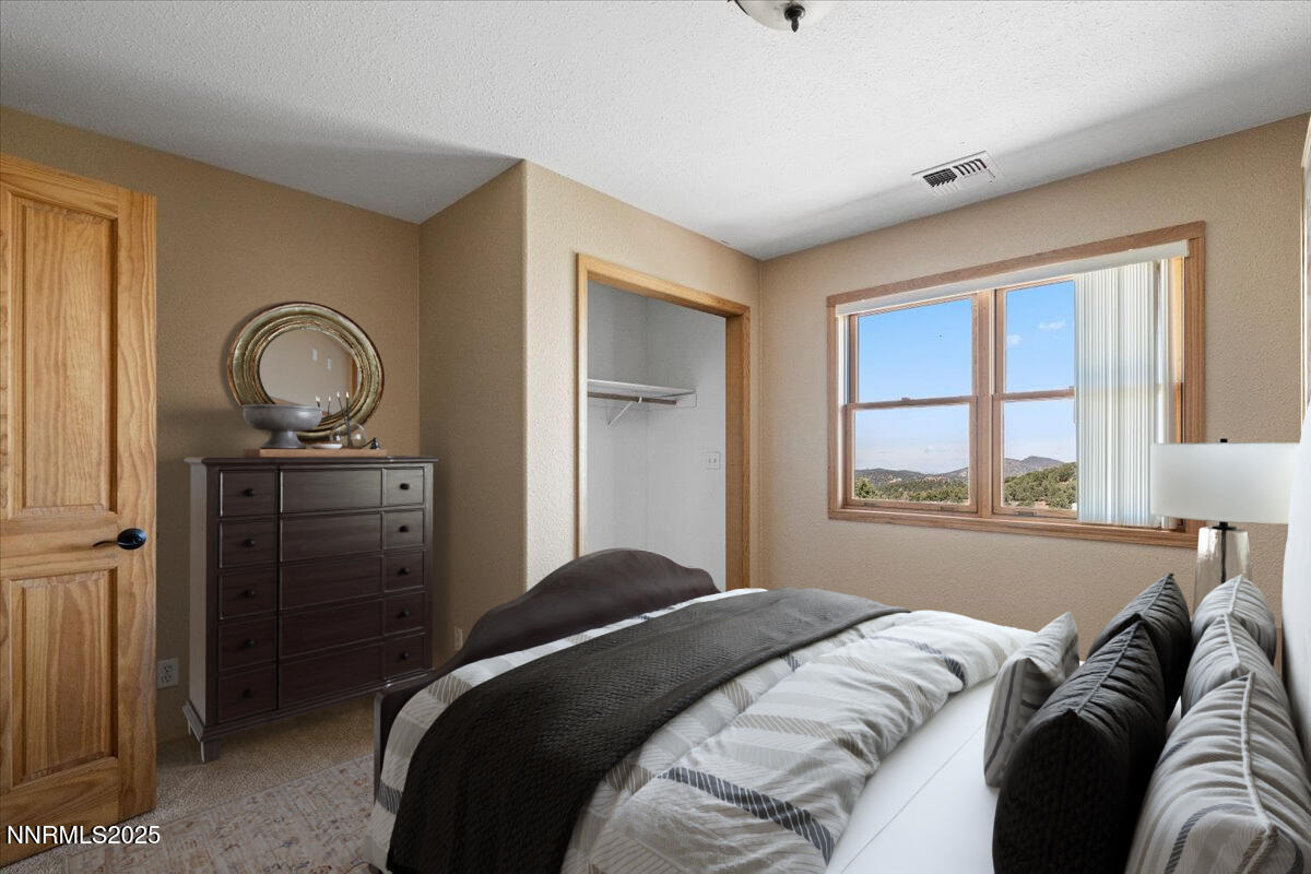 27-21470 Graves Road Reno NV 89521 (26 o