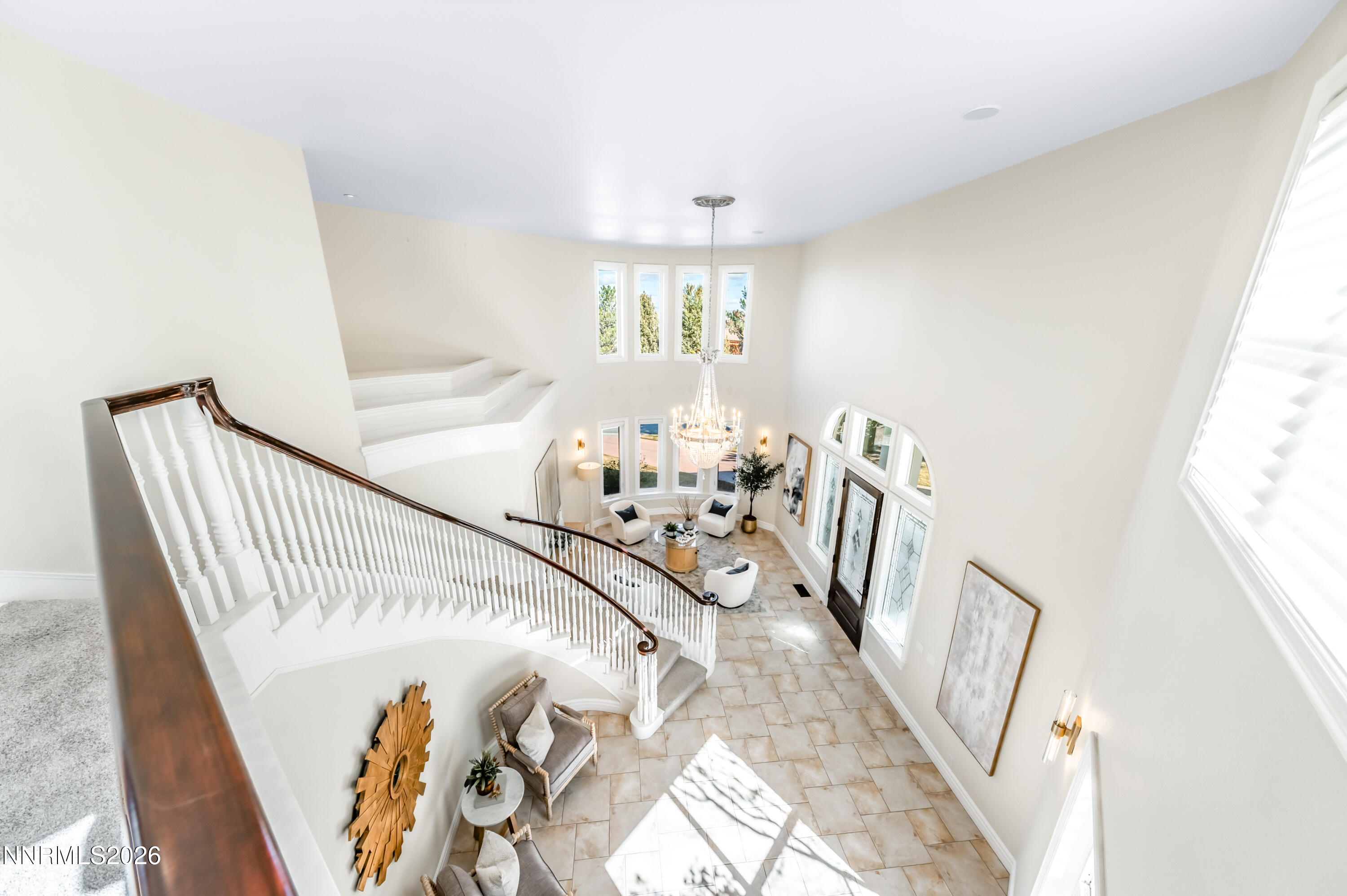 7-Entry Foyer above SH-1060
