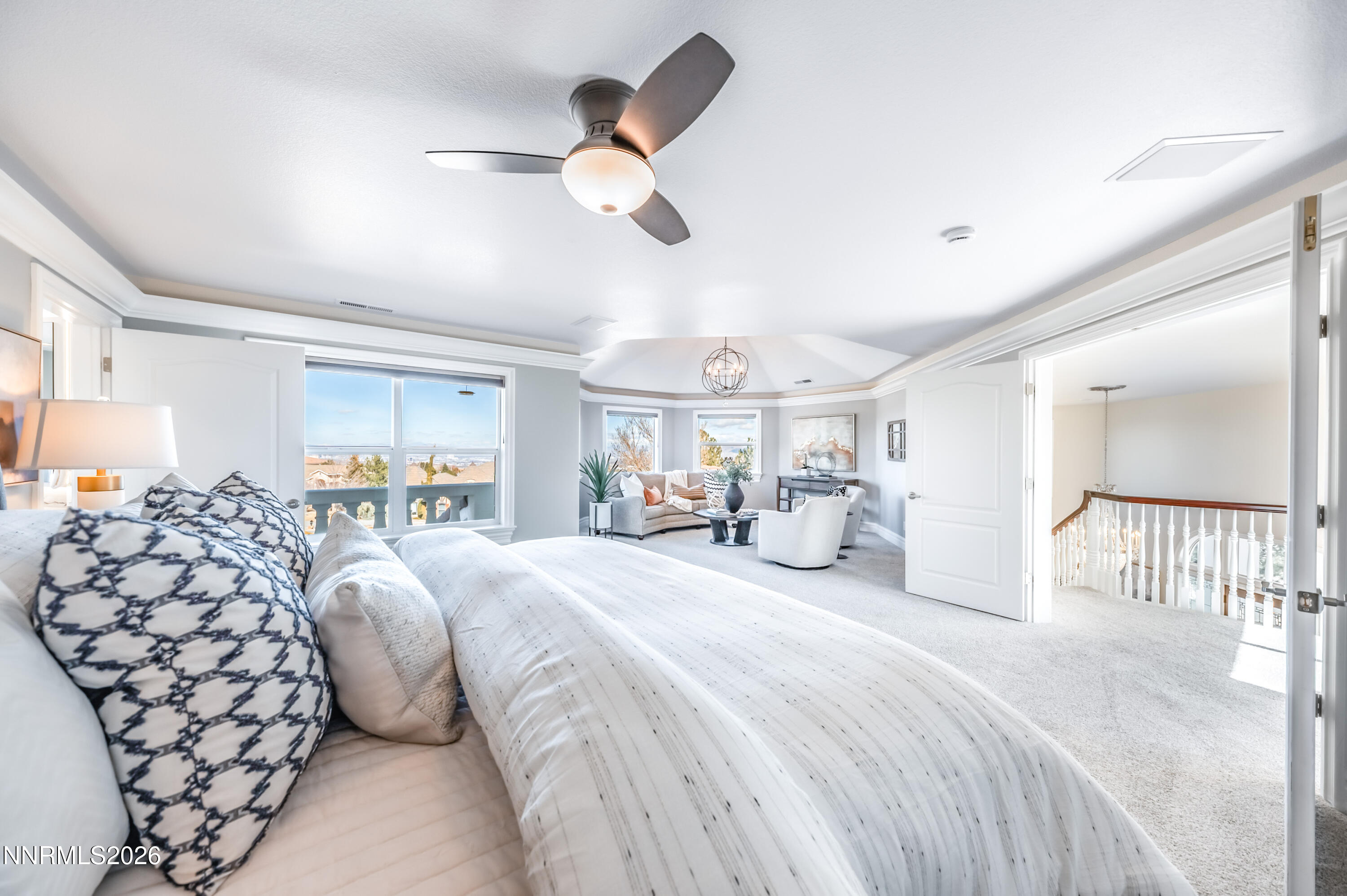 19-primary towards sitting area SH-1062