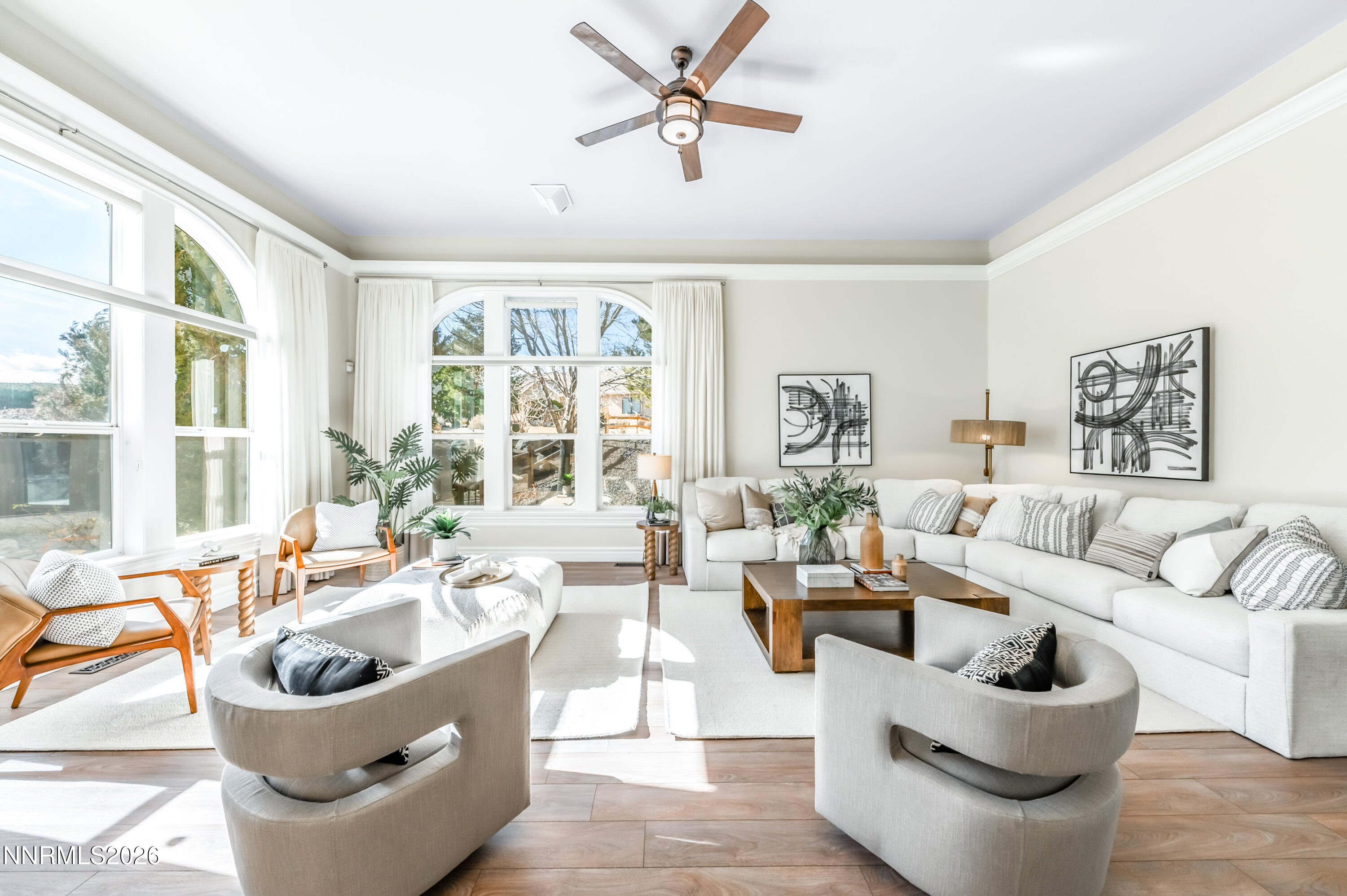 16- LR with big window SH-1042