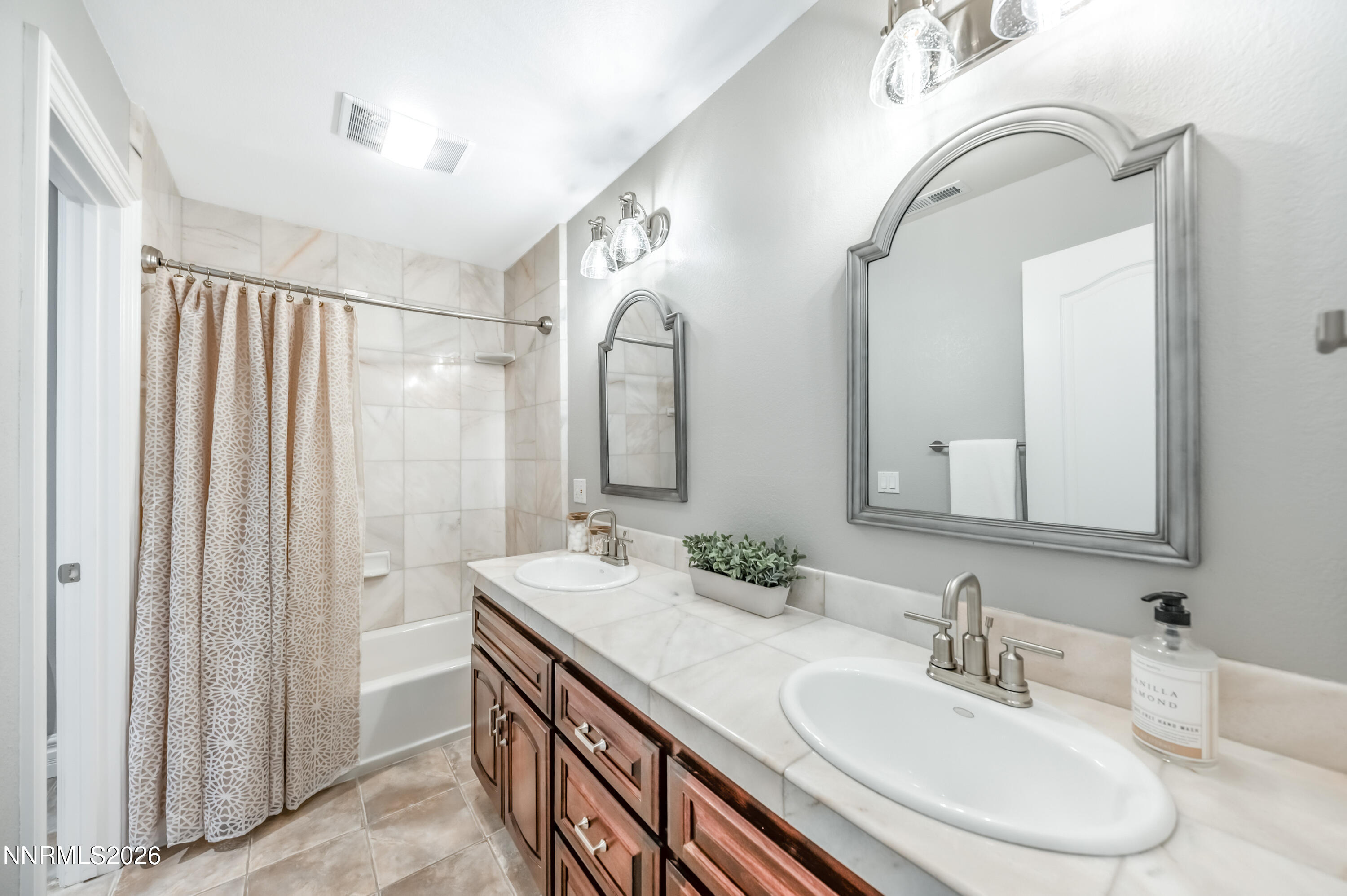 29-In law bath SH-1085