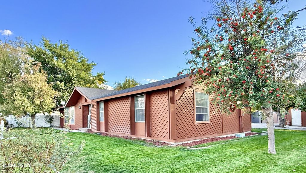 Photo of 308 E 2nd Street, Battle Mountain, NV 89820 (MLS # 260003496)