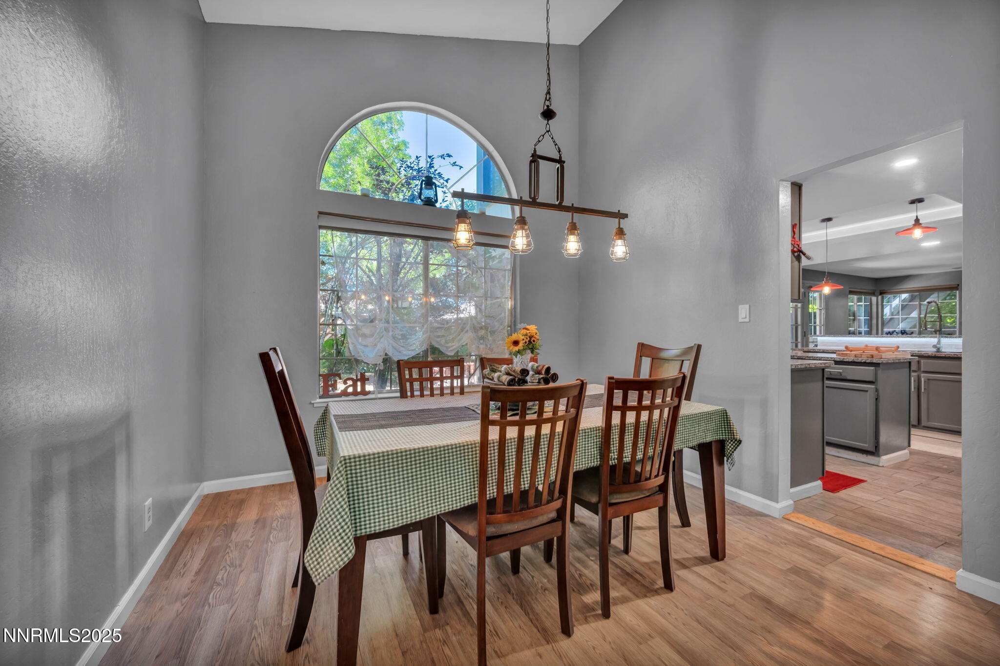 41-web-or-mls-6673-enchanted-valley-dr