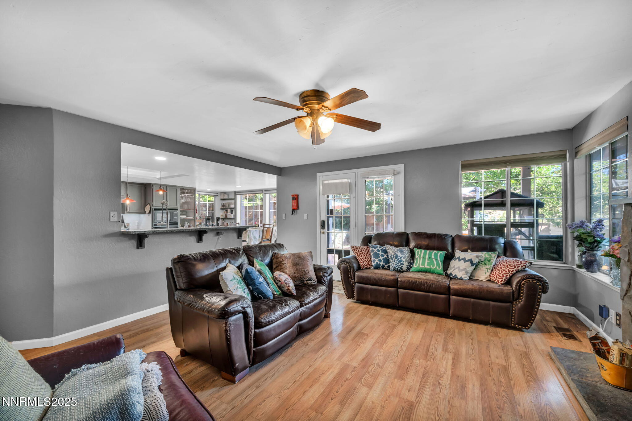 79-web-or-mls-6673-enchanted-valley-dr