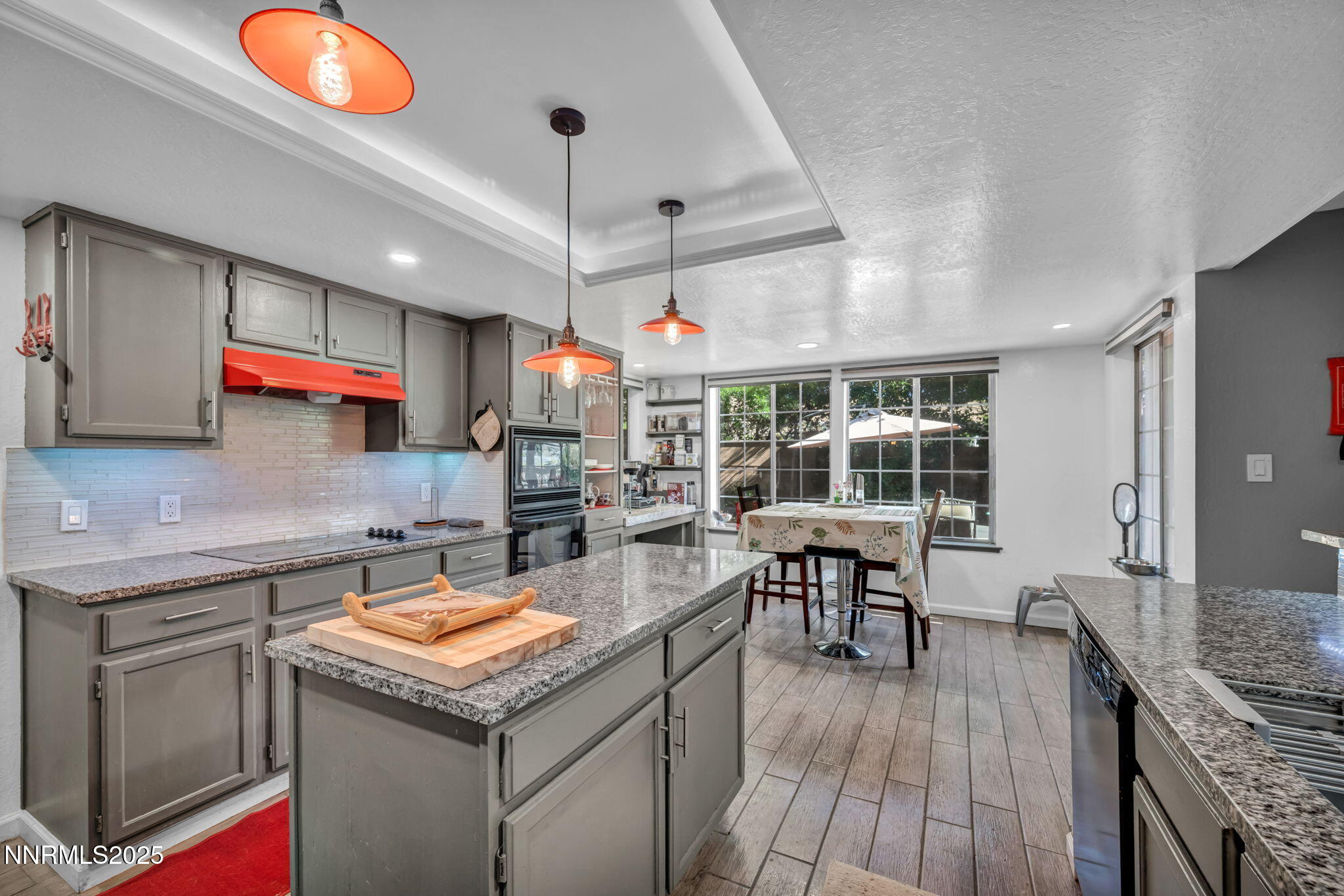 71-web-or-mls-6673-enchanted-valley-dr