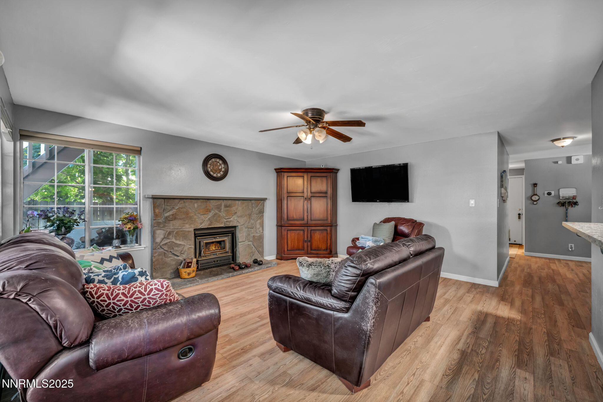 81-web-or-mls-6673-enchanted-valley-dr