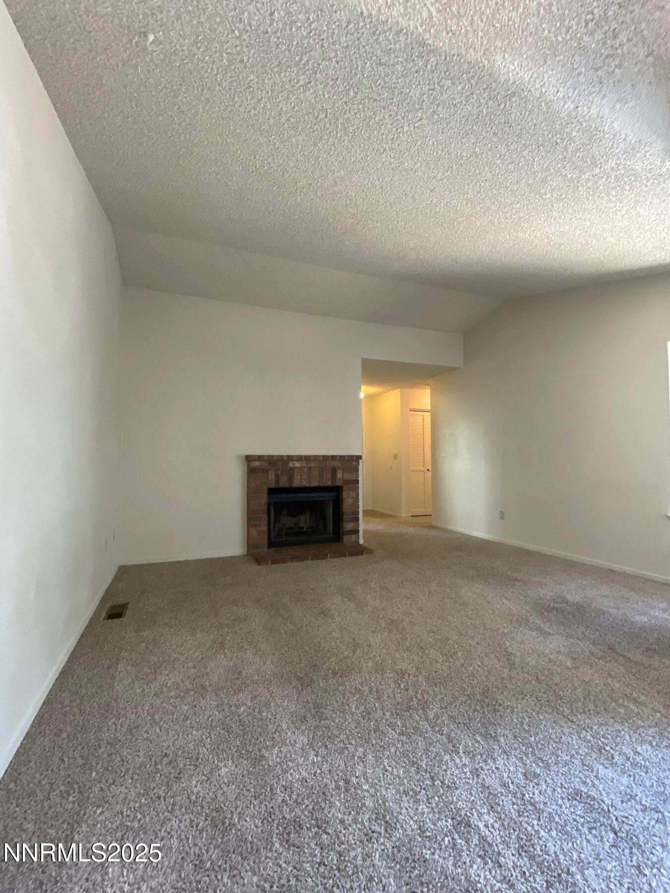 13-Sep 22 2025 04_25pm-JB3Q