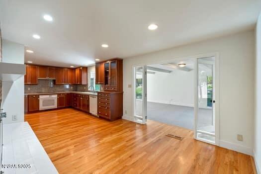 large-019a0782-e5f8-7033-9f22-3f33df6b6f