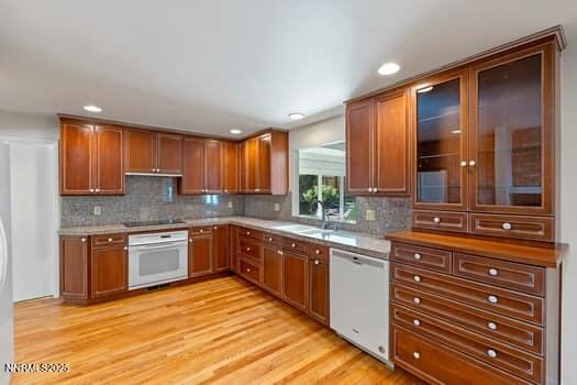 large-019a0782-e50d-727a-bb65-11a8ede1c0