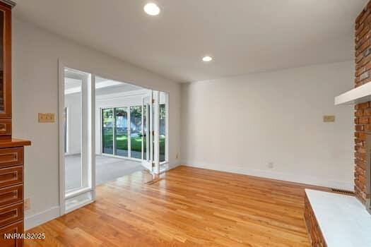 large-019a0782-ef25-720c-b598-4552bc6fce