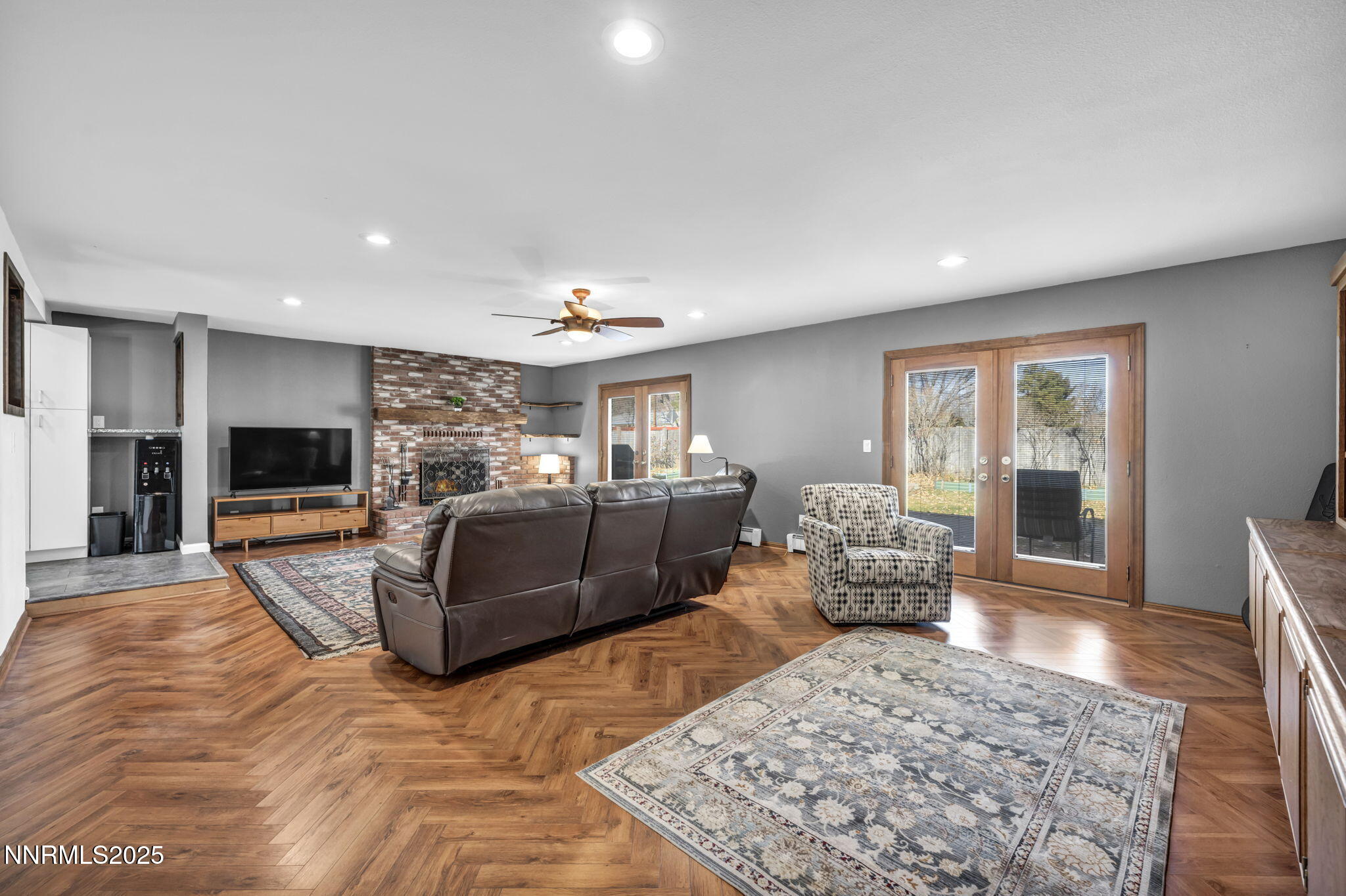 Carson City, Nevada 89703, United States, 3 Bedrooms Bedrooms, ,2 BathroomsBathrooms,Residential,Active,254234