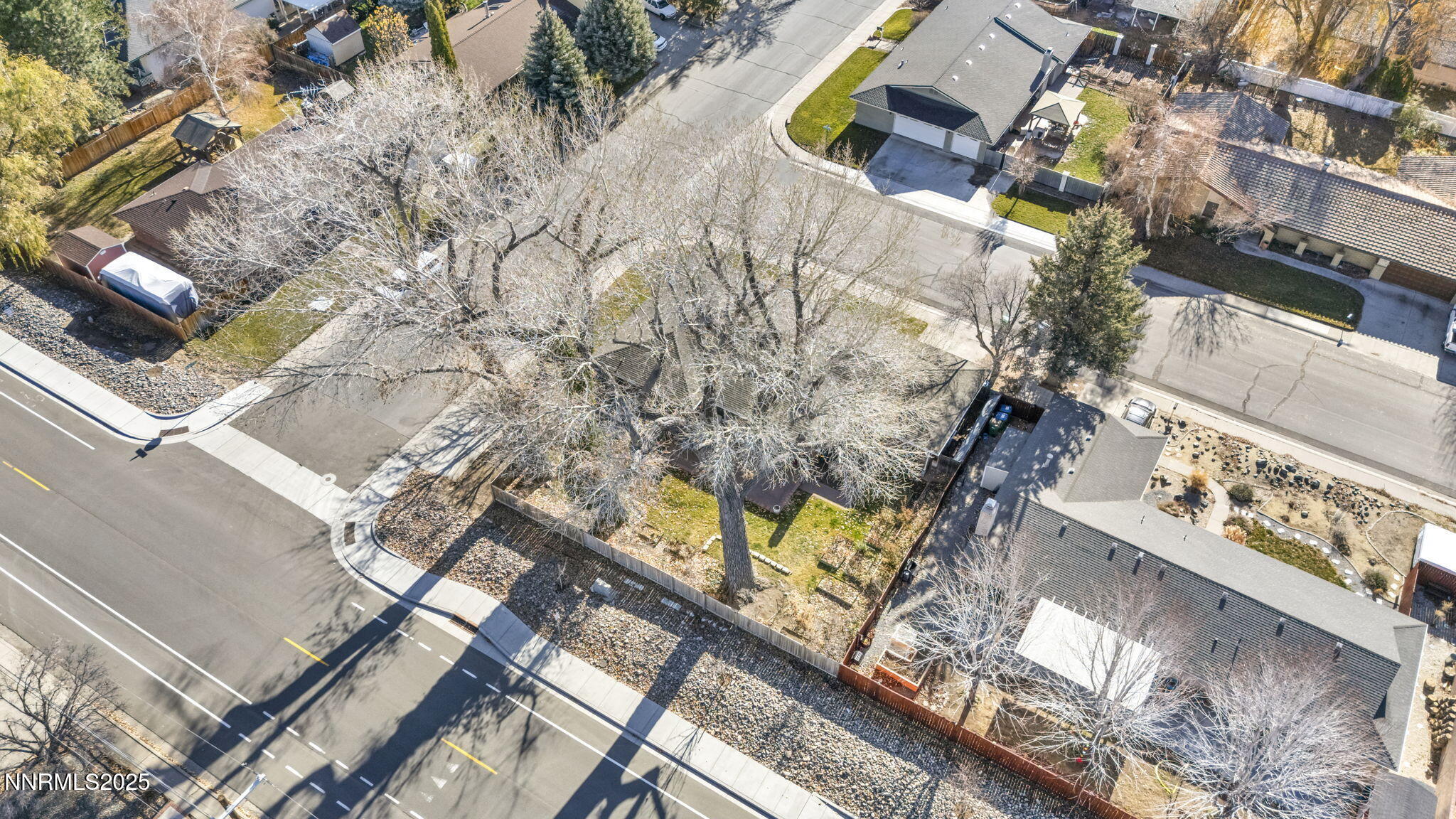 Carson City, Nevada 89703, United States, 3 Bedrooms Bedrooms, ,2 BathroomsBathrooms,Residential,Active,254234