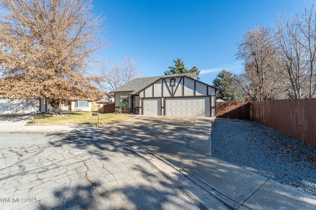 Photo of 1438 Mandarin Court, Sparks, NV 89434 (MLS # 260000279)