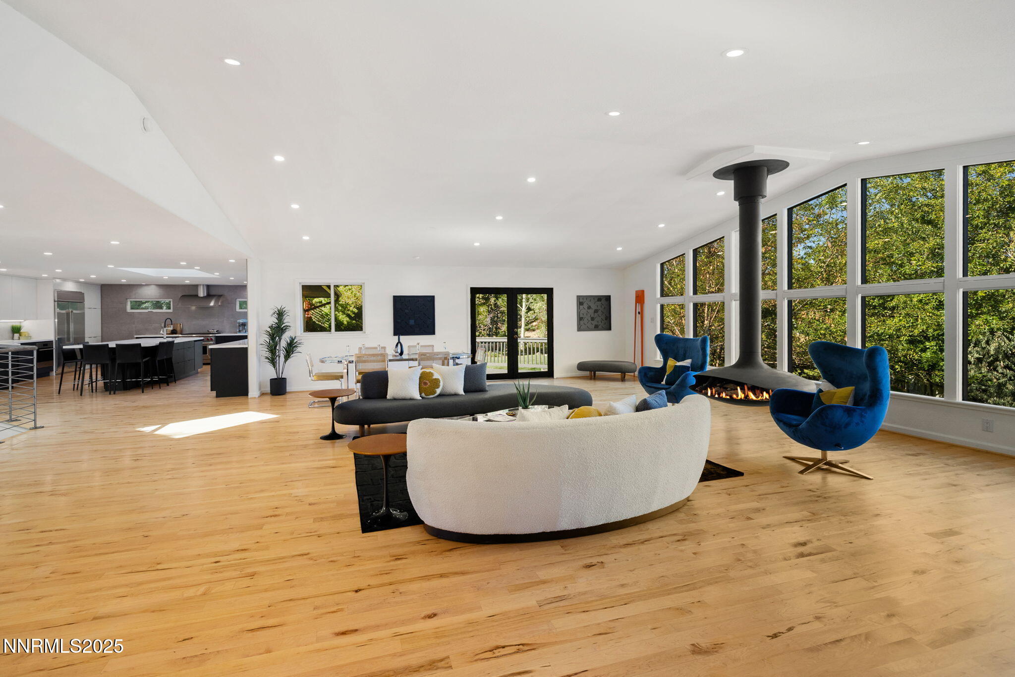 22-web-or-mls-2535 W Lake Ridge Shores-1