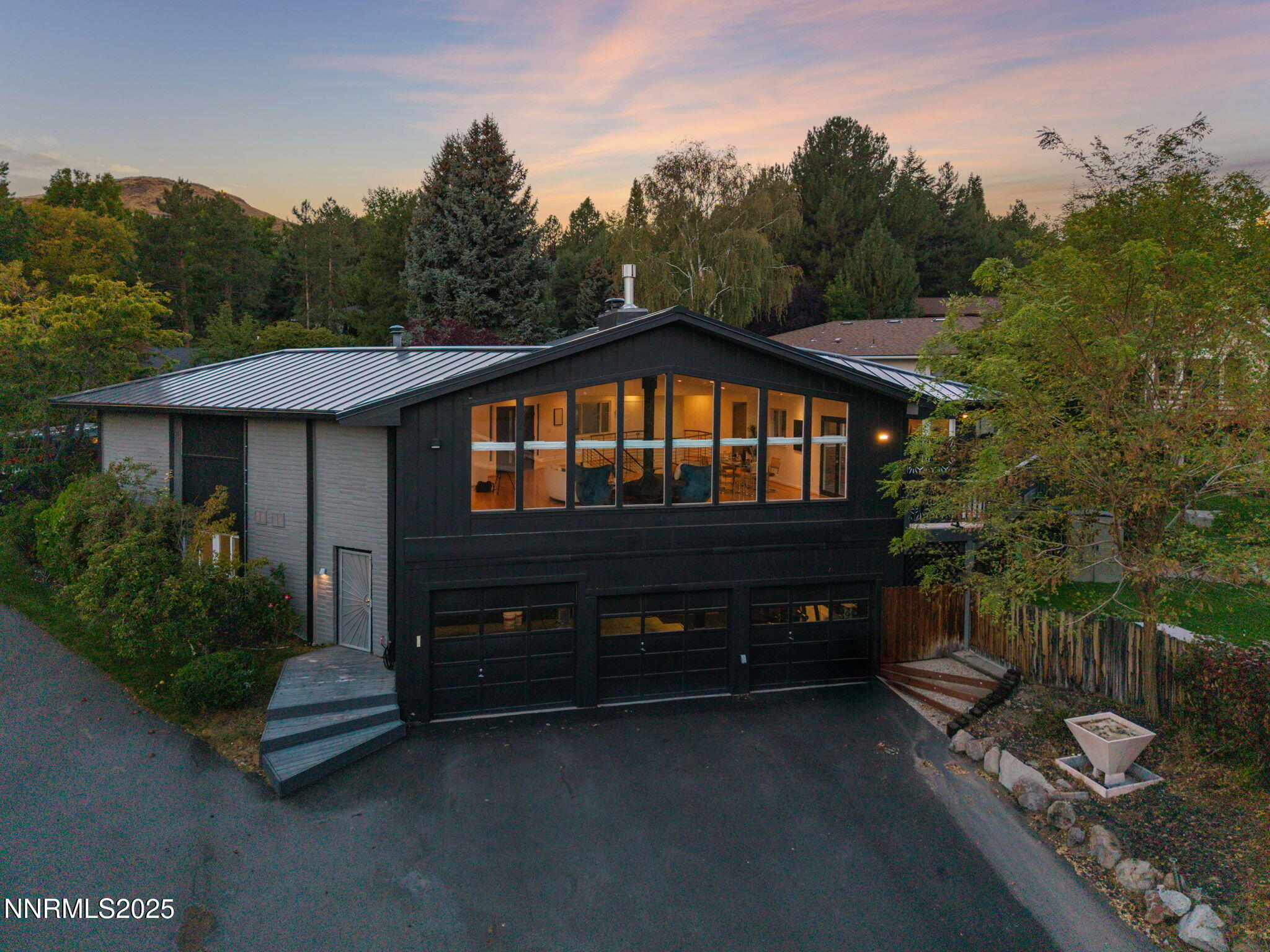 2-web-or-mls-2535 W Lake Ridge Shores Tw