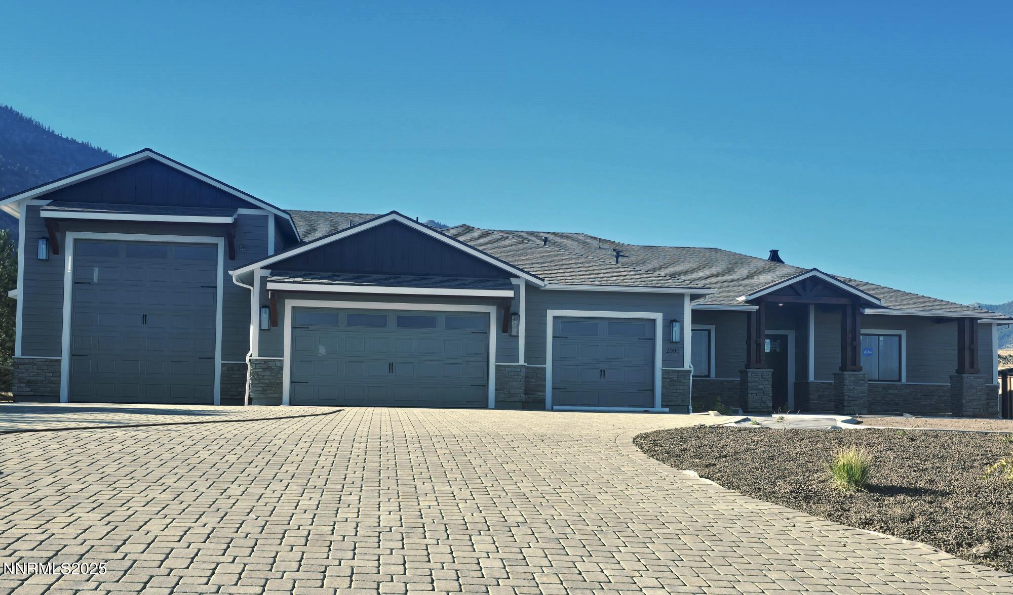 2025-10-28 2900 Promontory Exterior