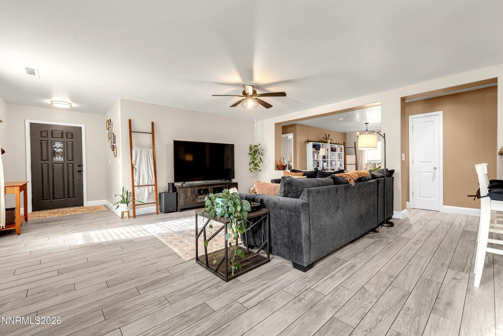 Photo of 9514 Autumn Leaf Way, Reno, NV 89506 (MLS # 260003859)