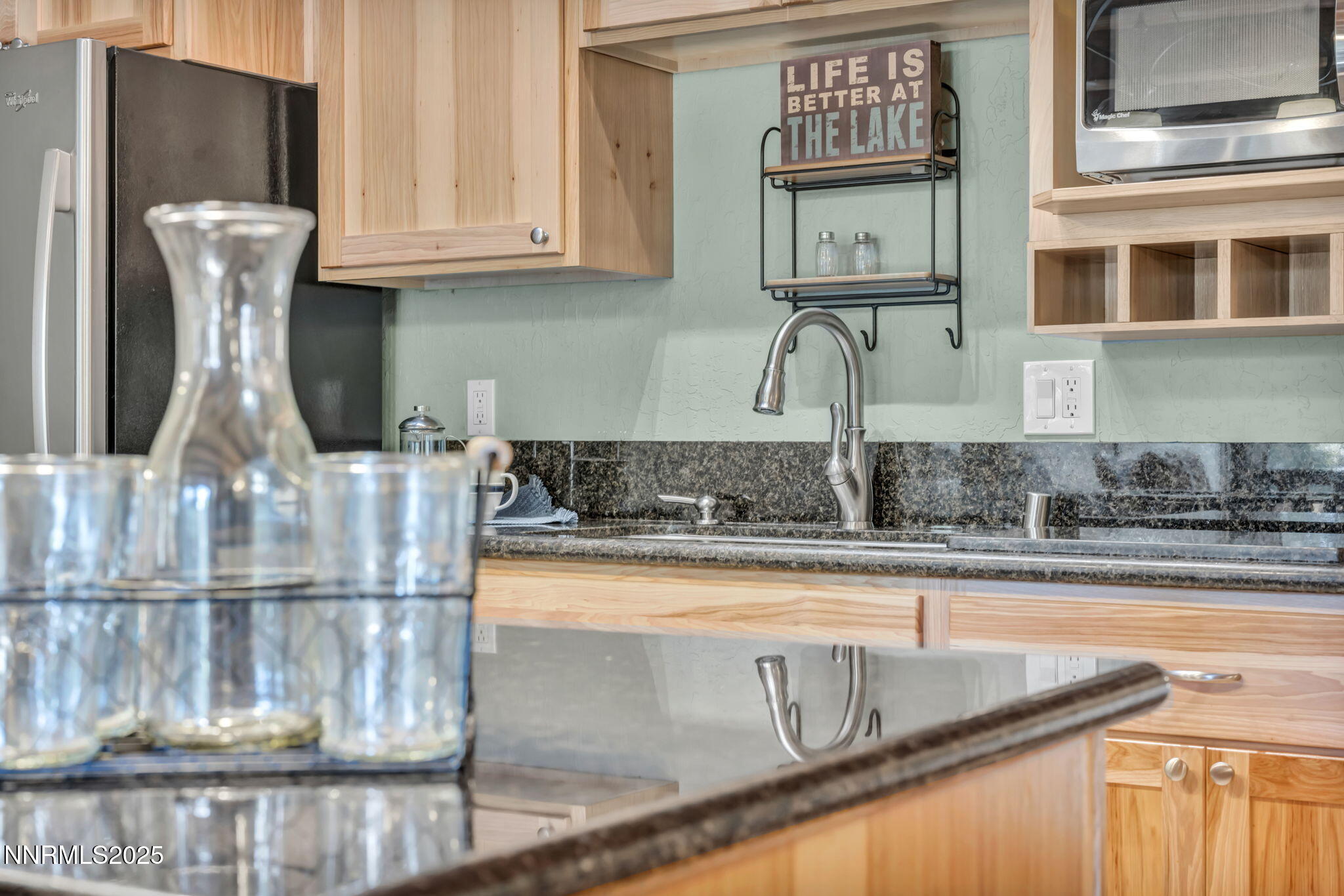 31-web-or-mls-845-southwood-blvd-22