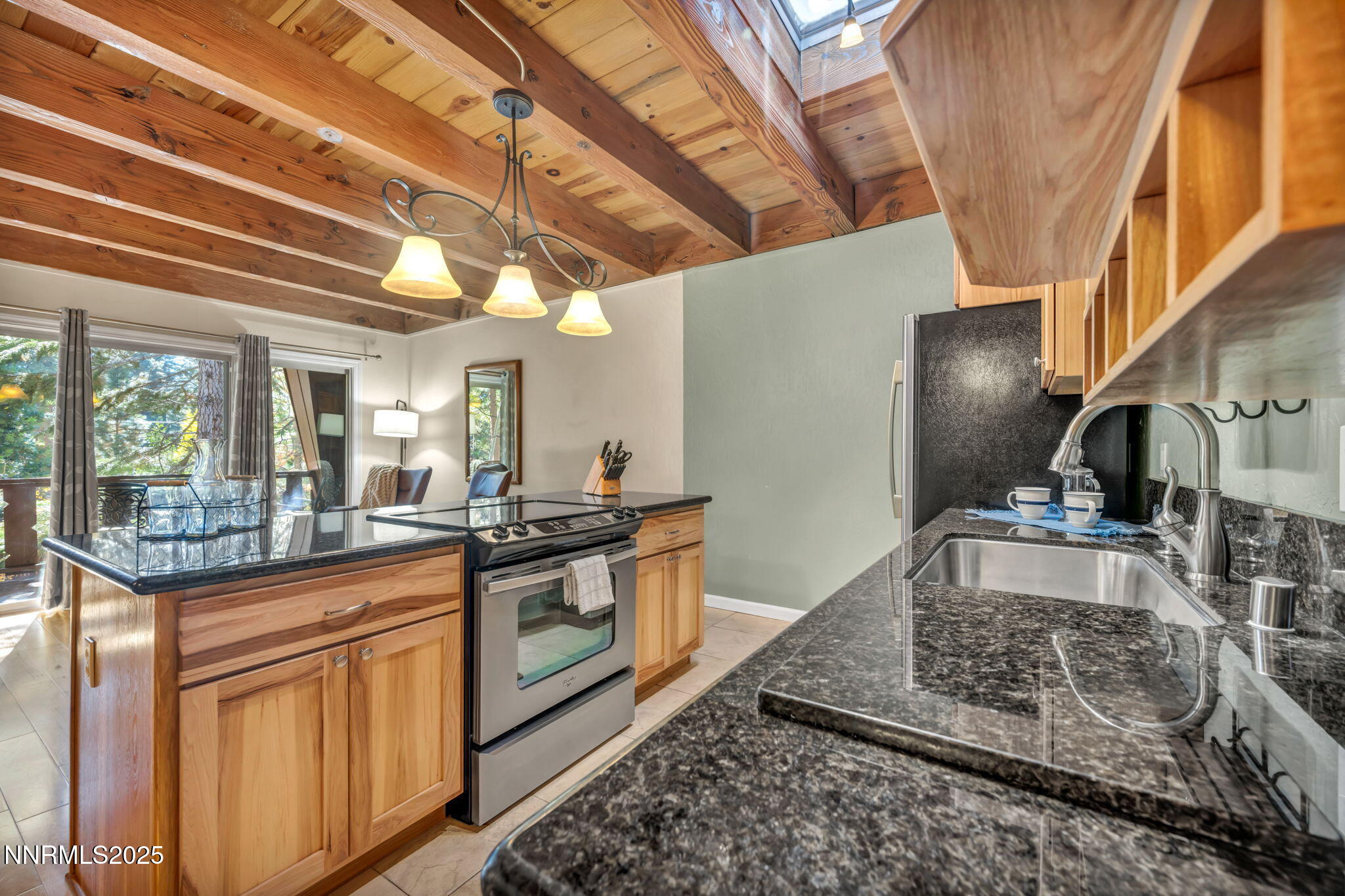 42-web-or-mls-845-southwood-blvd-22