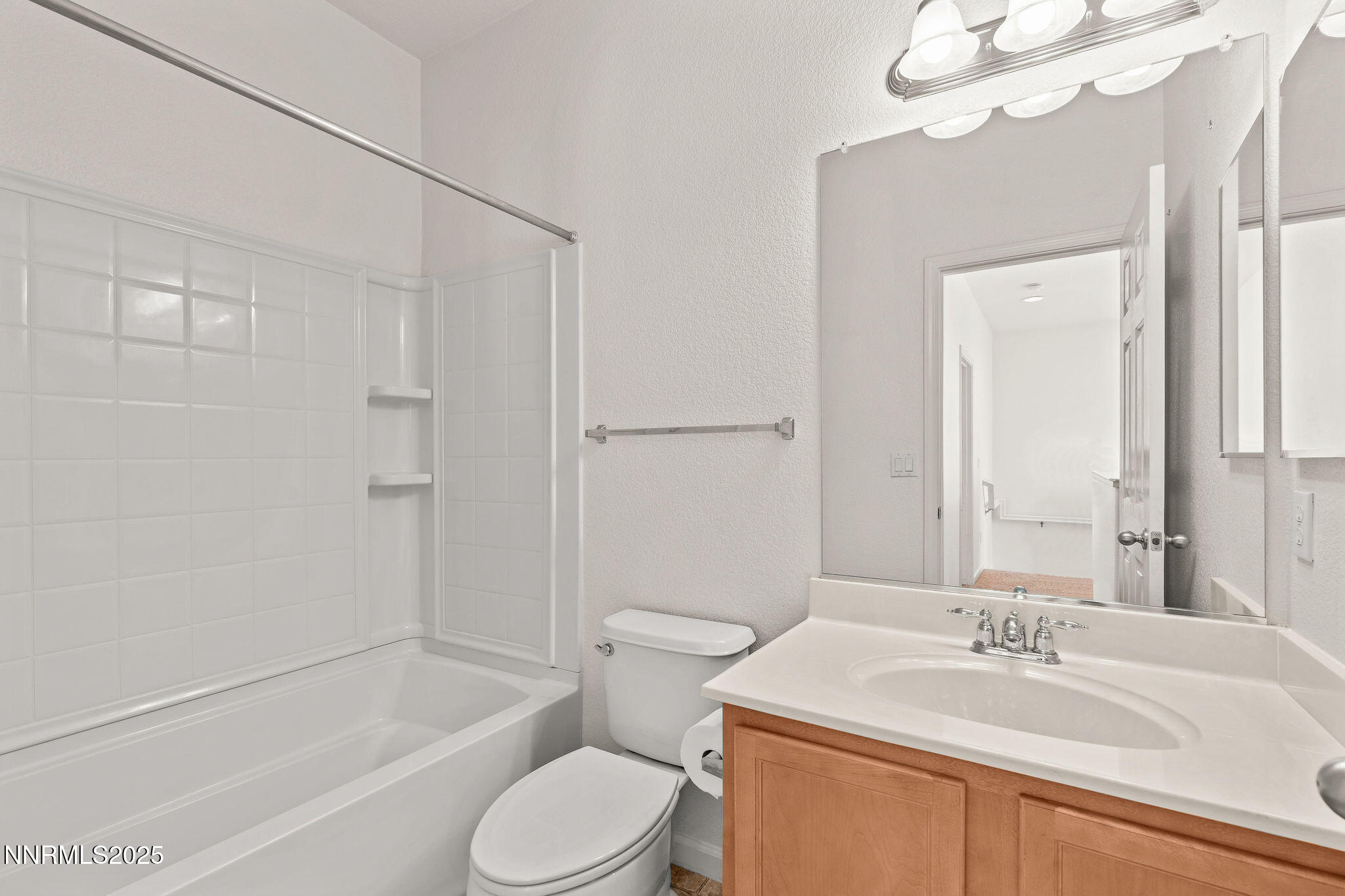 Viasro-2125StantonLn-4