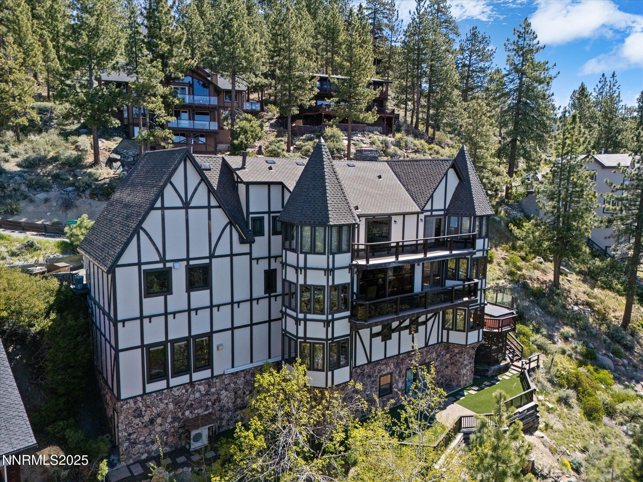 09-225 S Martin Dr-108