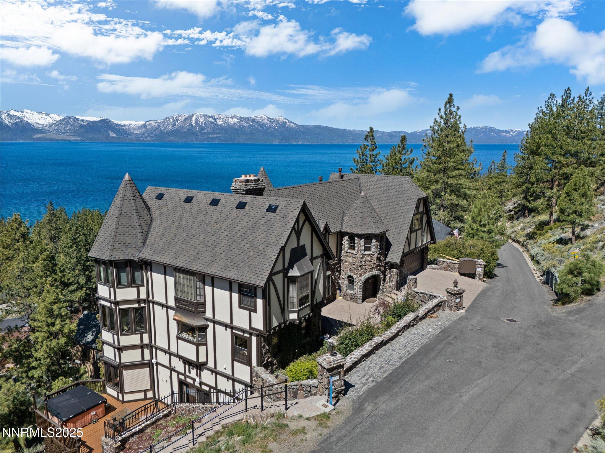 06-225 S Martin Dr-105