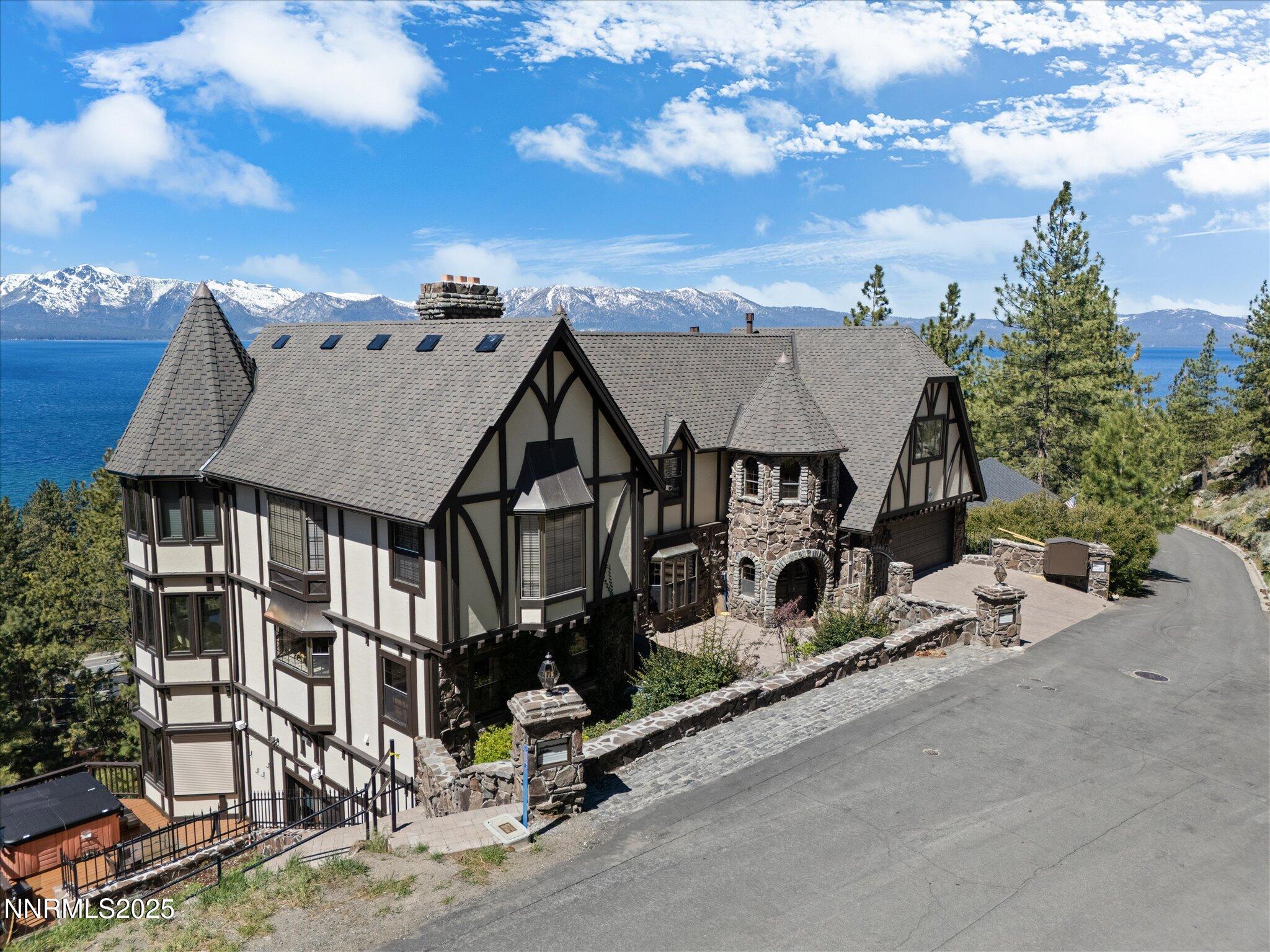 04-225 S Martin Dr-103