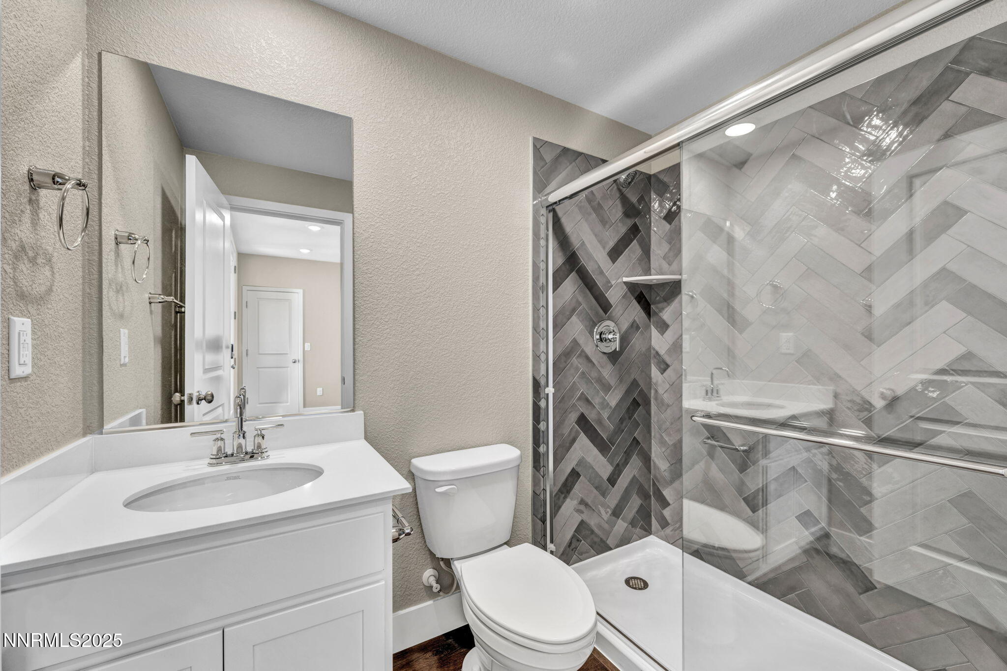 76-web-or-mls-8601-crandell-dr