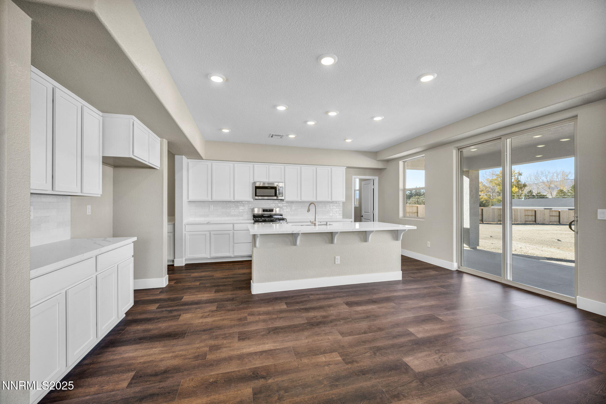 71-web-or-mls-8601-crandell-dr