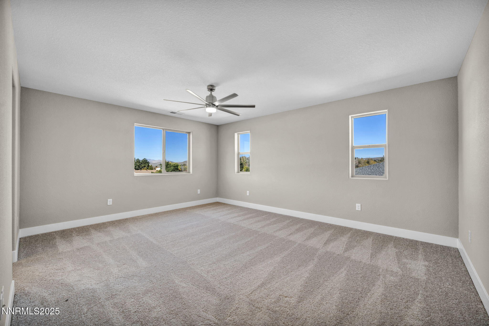 83-web-or-mls-8601-crandell-dr