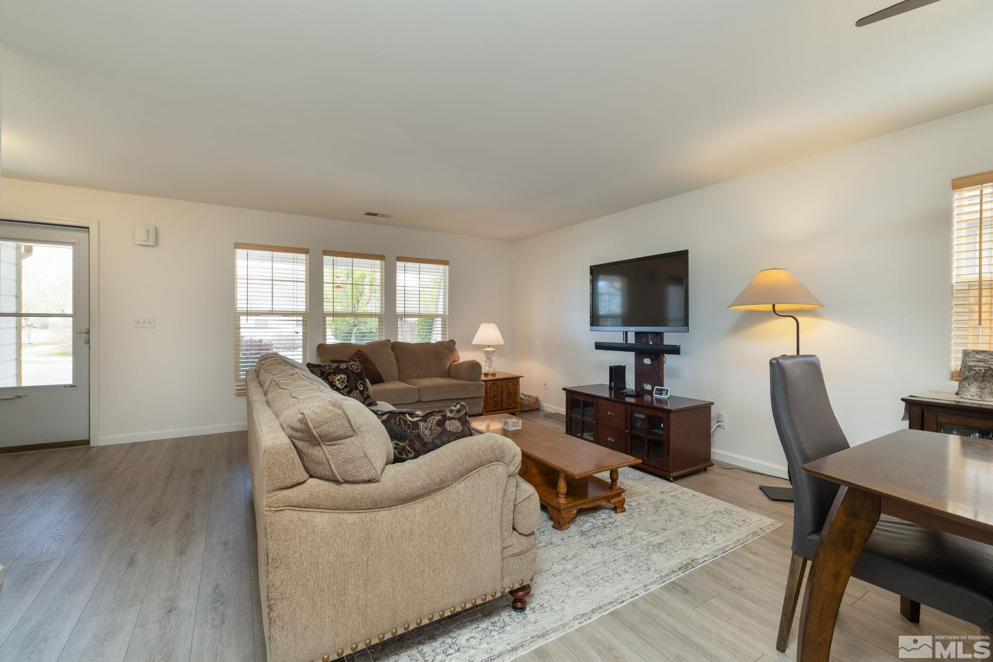 1419 Honey Locust