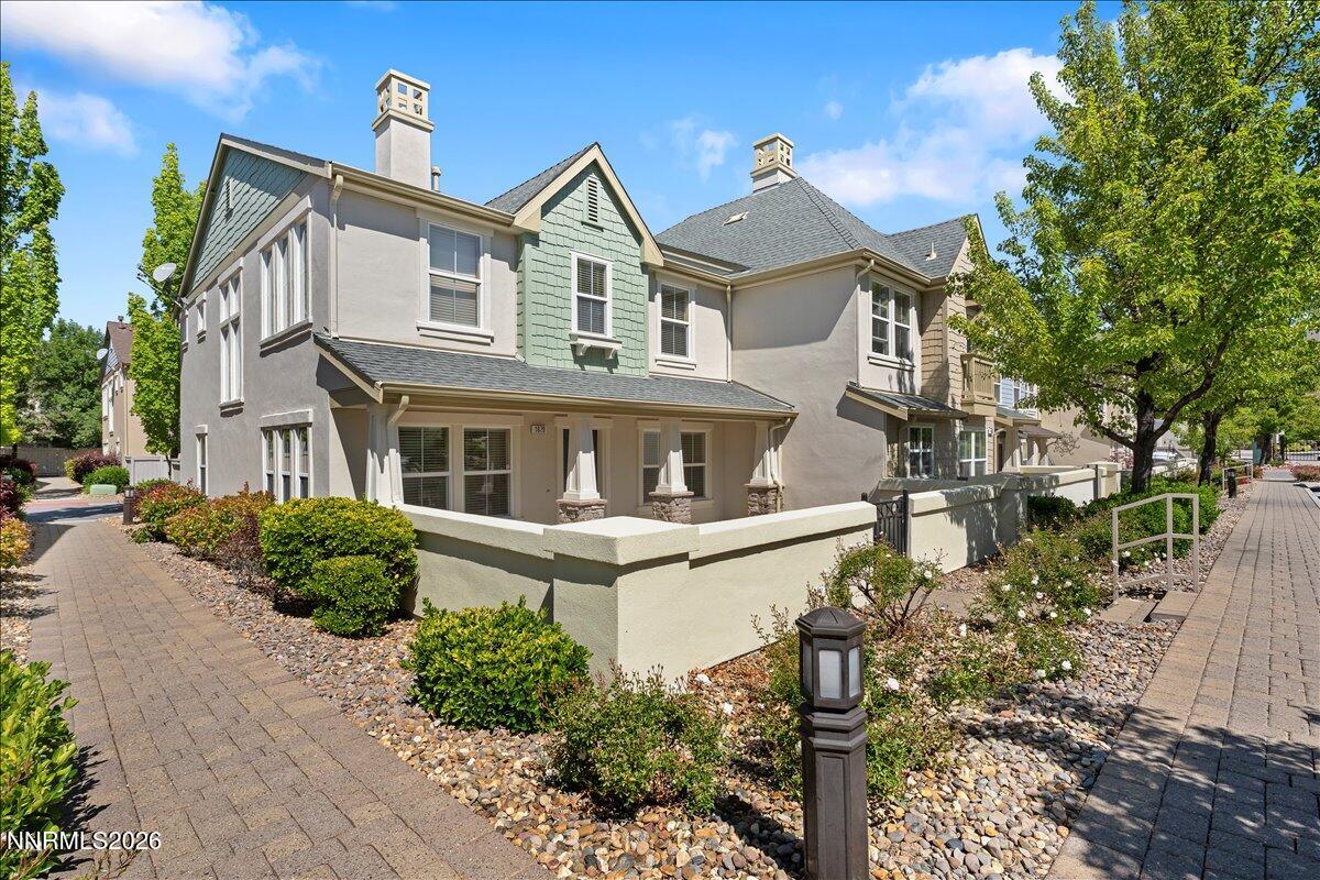 1679 Lone Oak Trail
