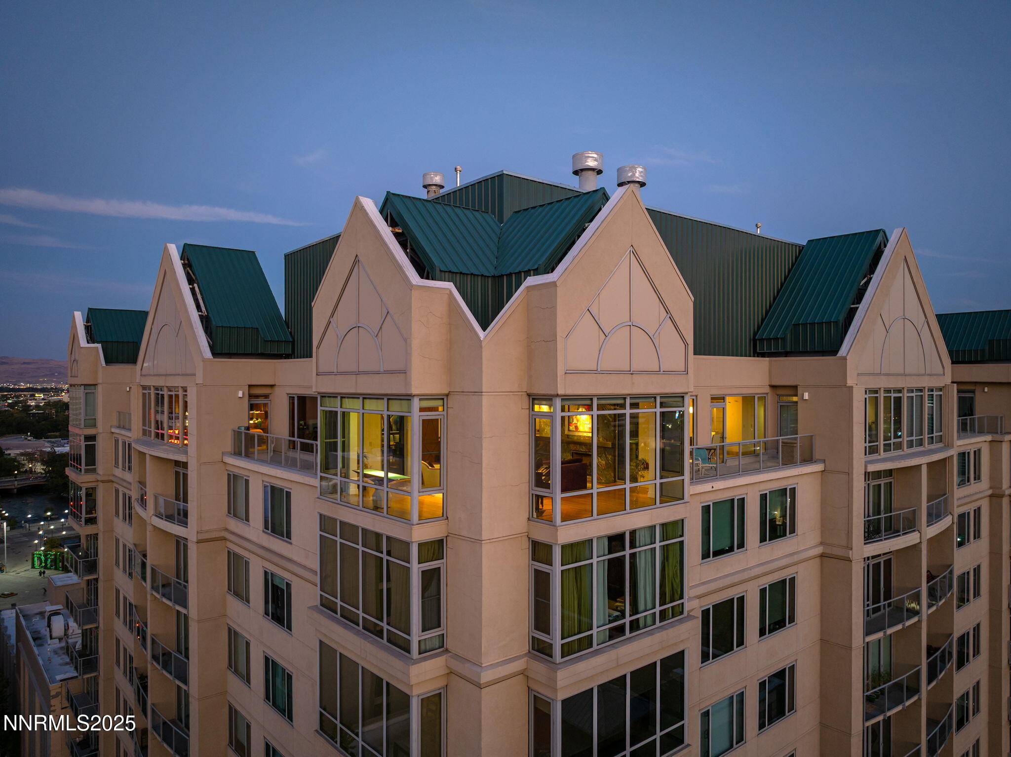 25-web-or-mls-DJI_0383