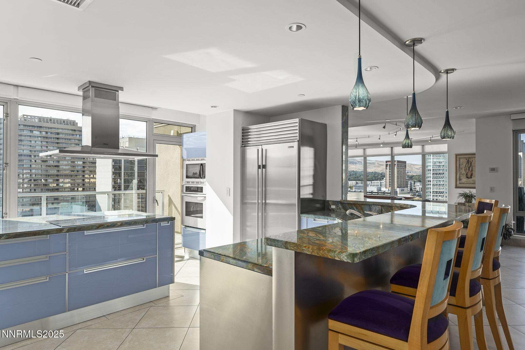 21-web-or-mls-_DSC4302