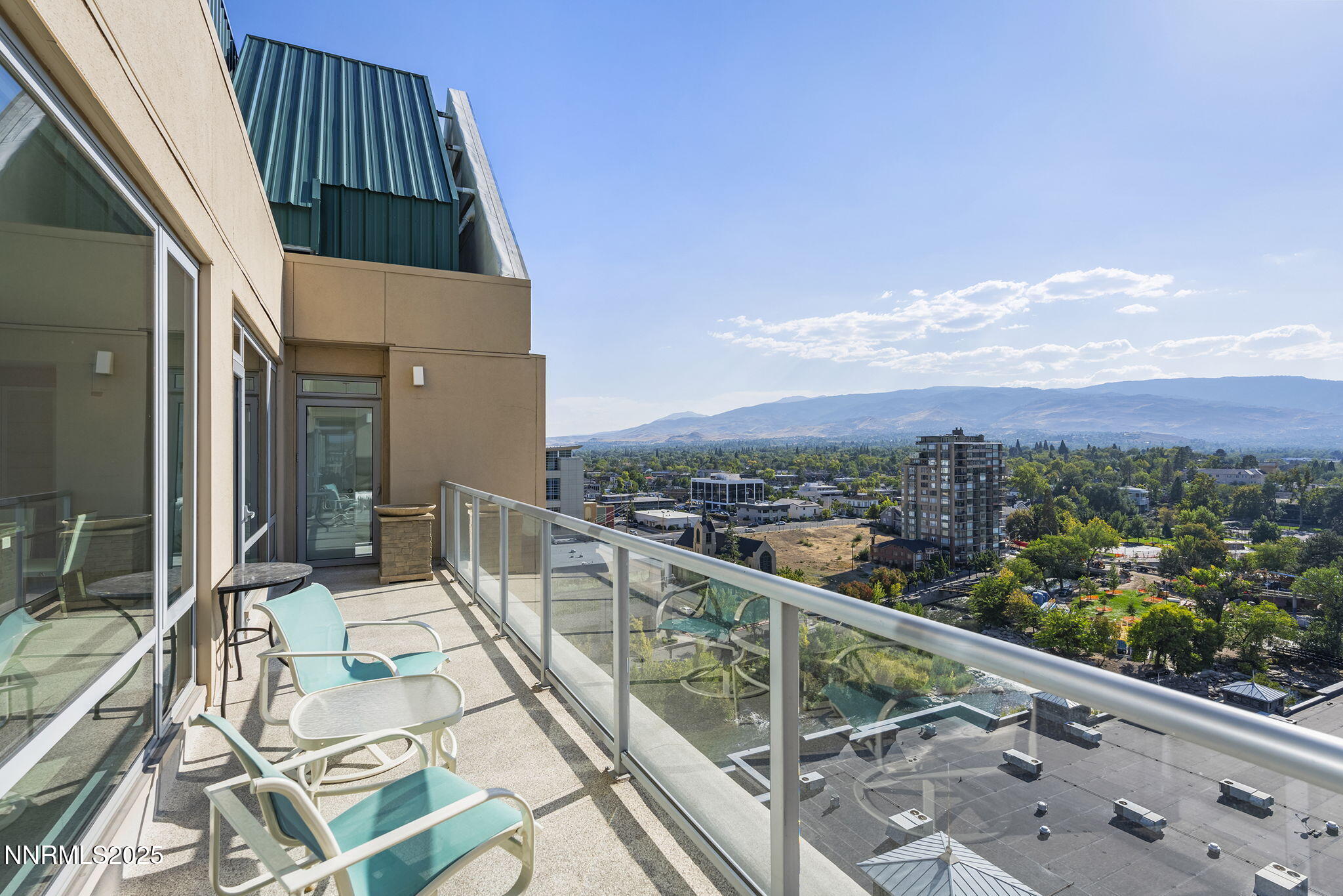 23-web-or-mls-_DSC4350