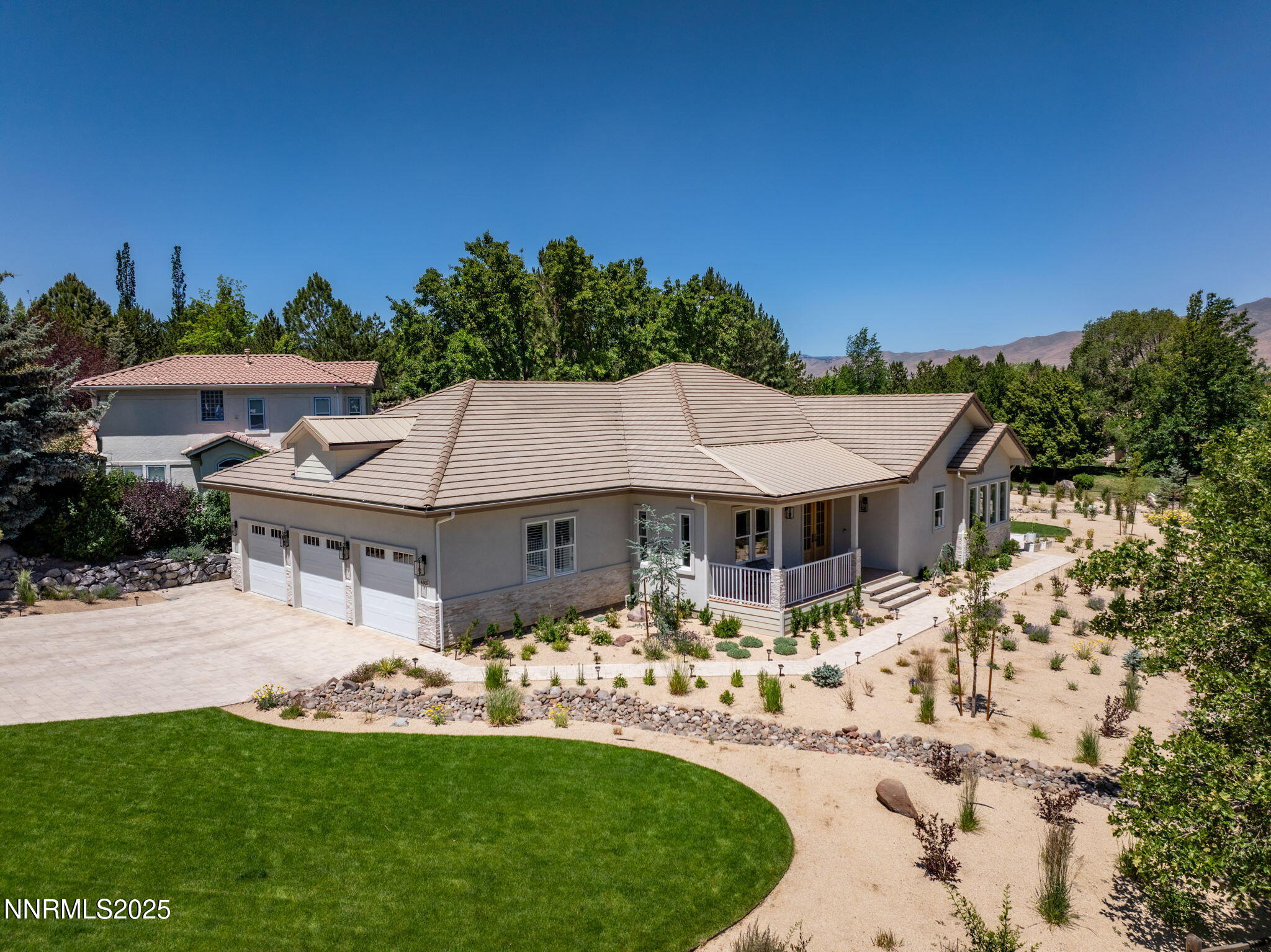 2-web-or-mls-4305 Mountaingate Drone-2