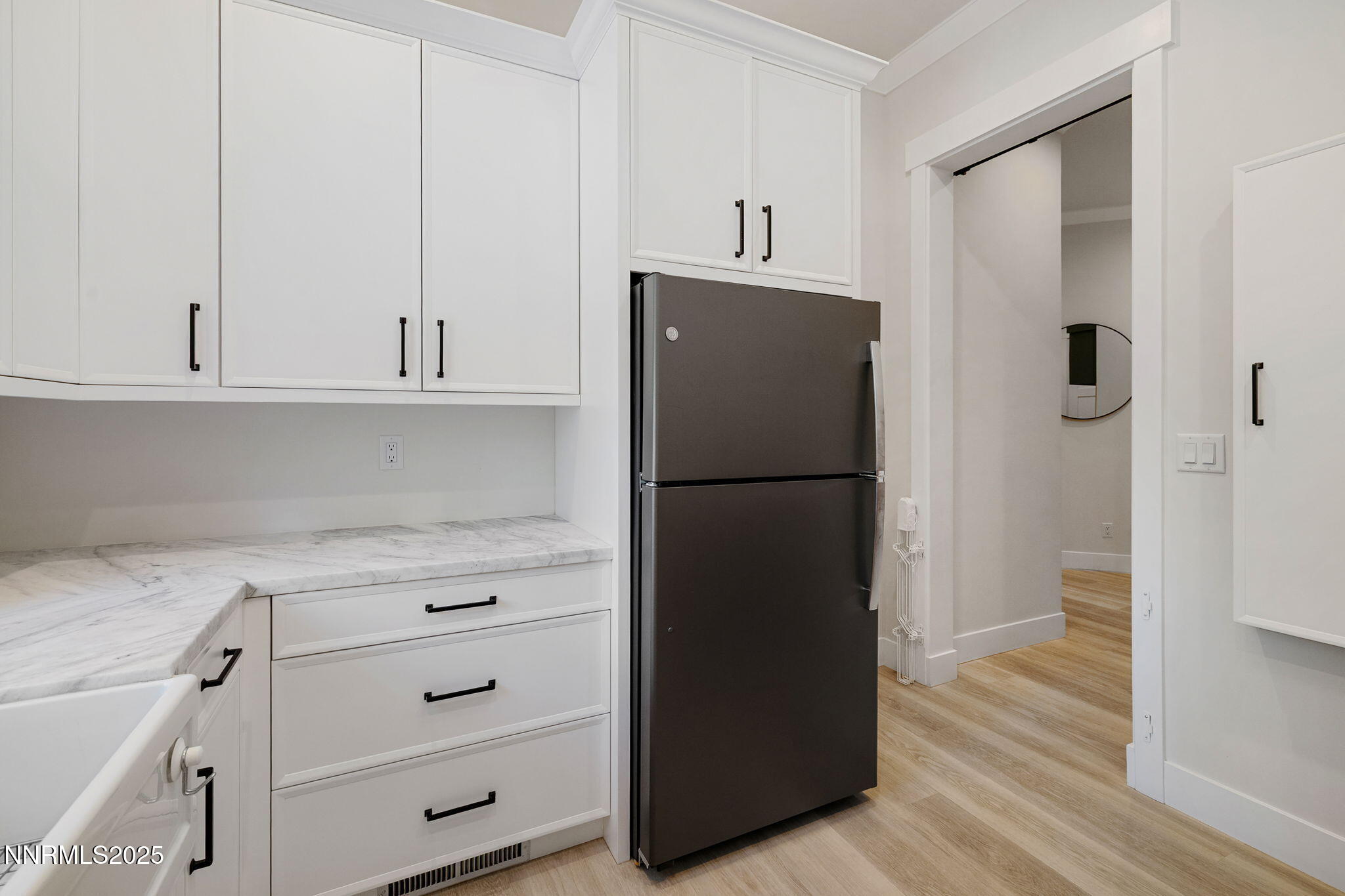 36-web-or-mls-4305 Mountaingate-30