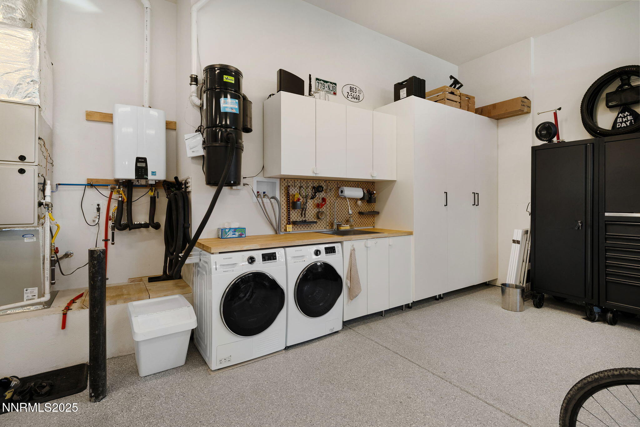 39-web-or-mls-4305 Mountaingate-11