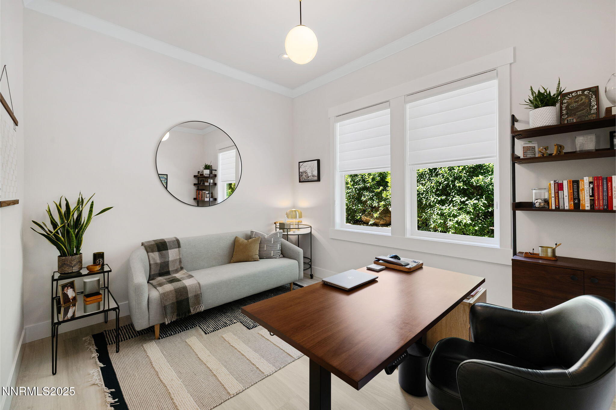 26-web-or-mls-4305 Mountaingate-23