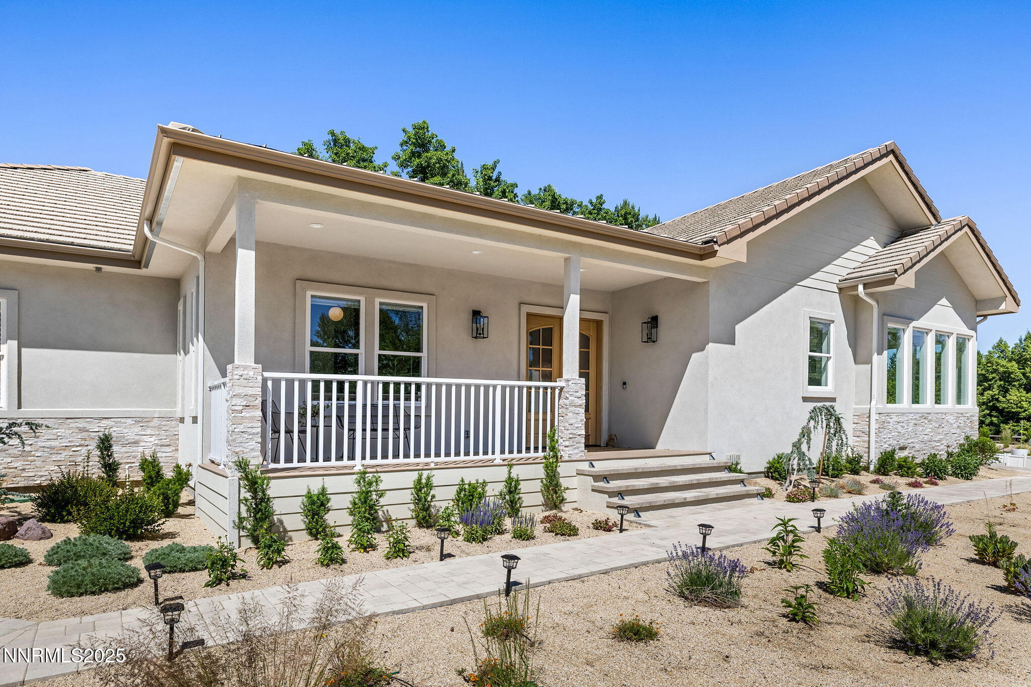 5-web-or-mls-4305 Mountaingate-3