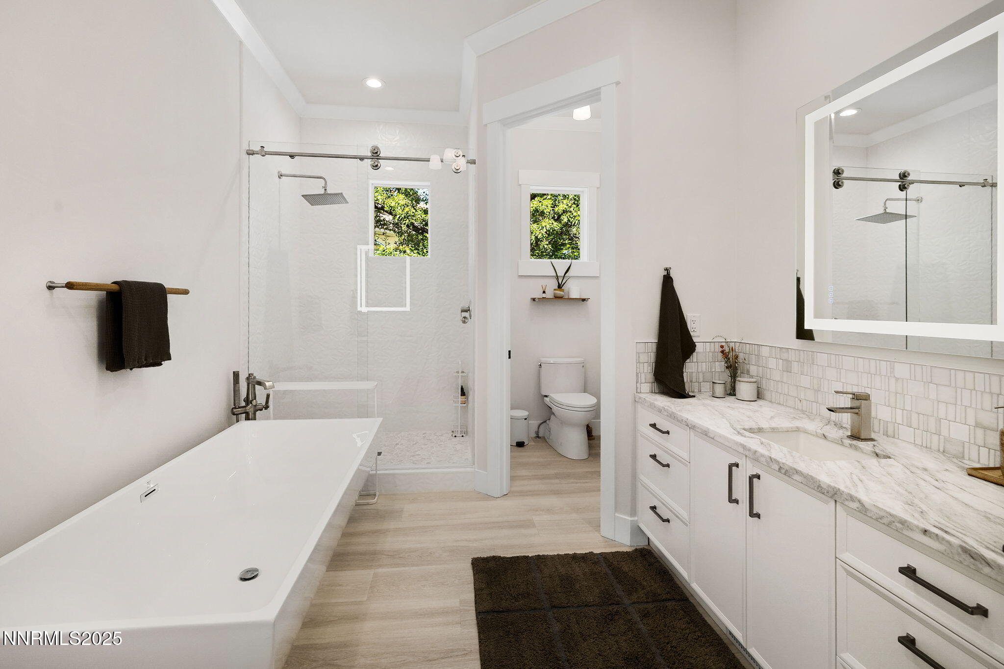 28-web-or-mls-4305 Mountaingate-21