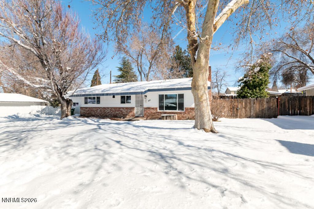 Photo of 810 Lahontan Way, Reno, NV 89509 (MLS # 260001974)