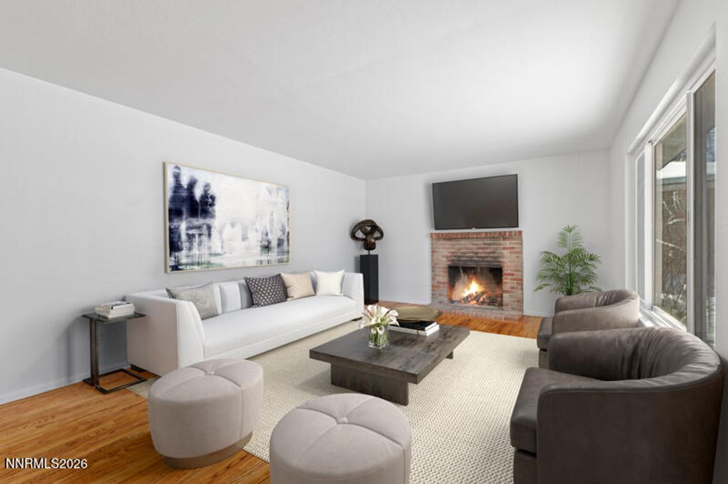 Photo of 810 Lahontan Way, Reno, NV 89509 (MLS # 260001974)