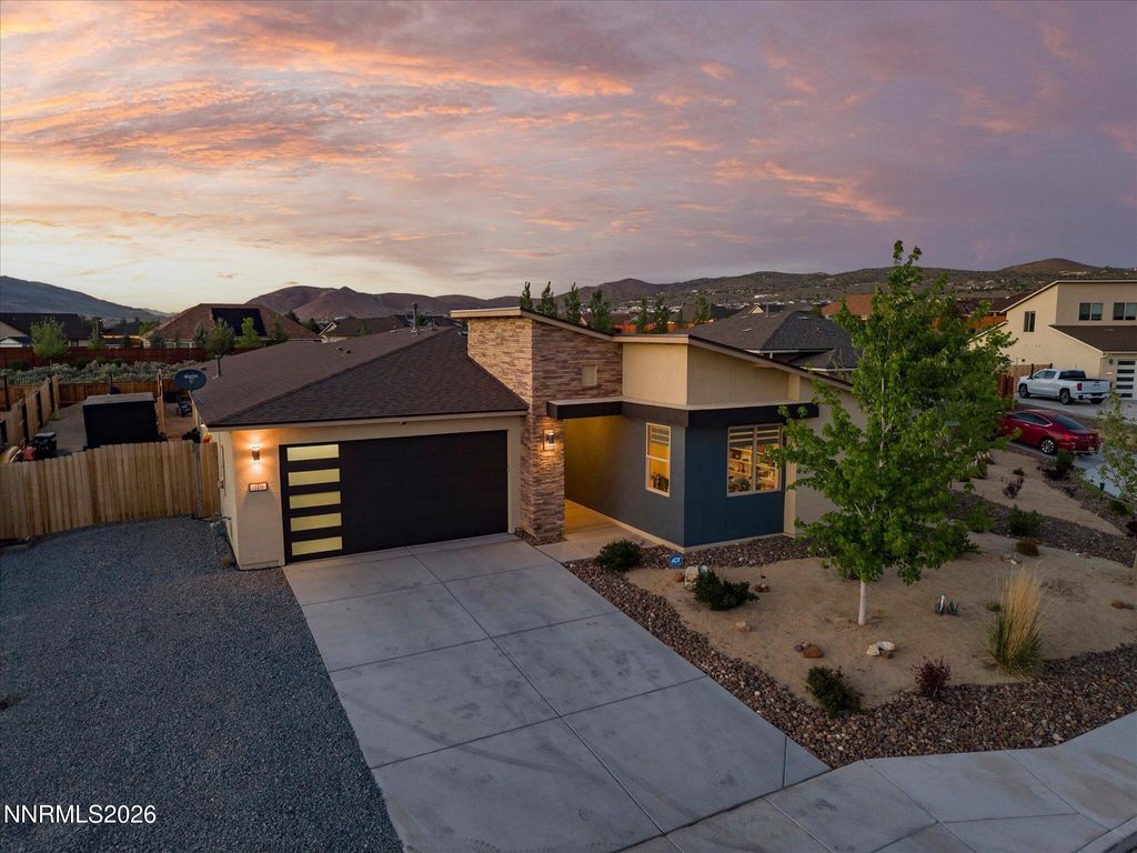 Photo of 319 Grafton Drive, Sparks, NV 89441 (MLS # 260006113)